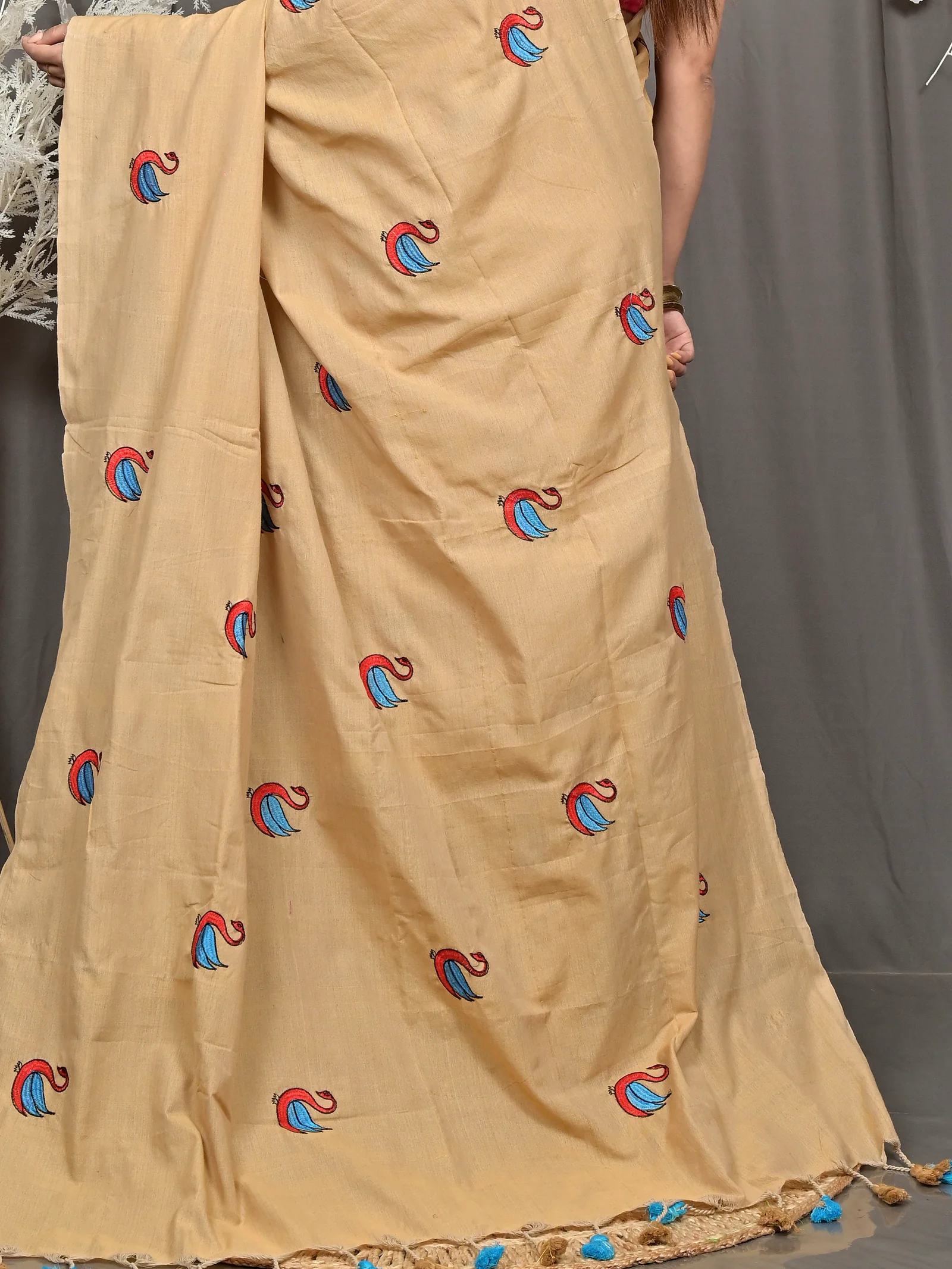 Brown Pure Cotton Norvi Embroidery Handloom saree (2285)