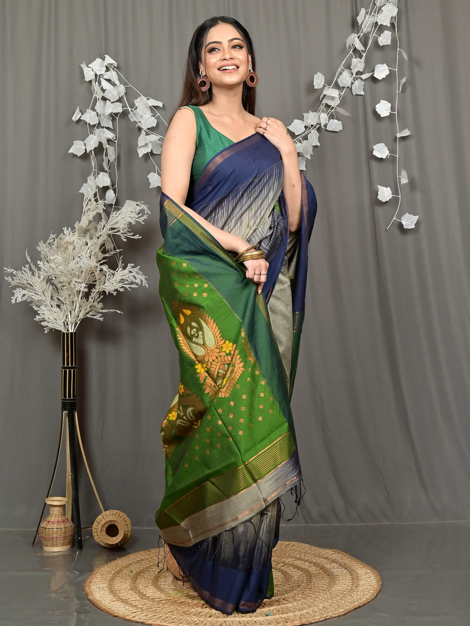 Grey Green Cotton Blend Parlkim Ikkat Jharna Saree (2289)