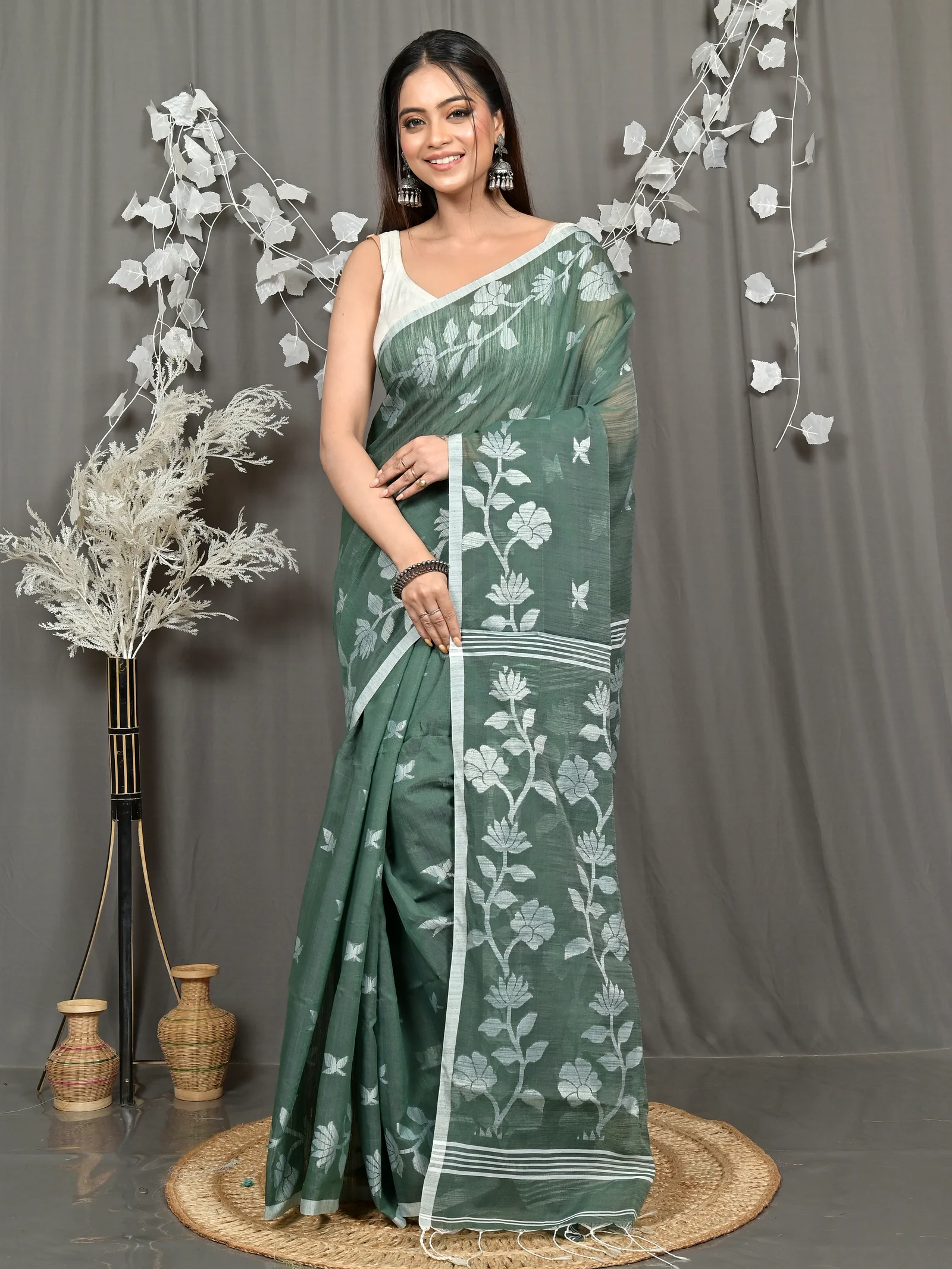 Green Cotton Blend Parlon Handloom Saree (2295)