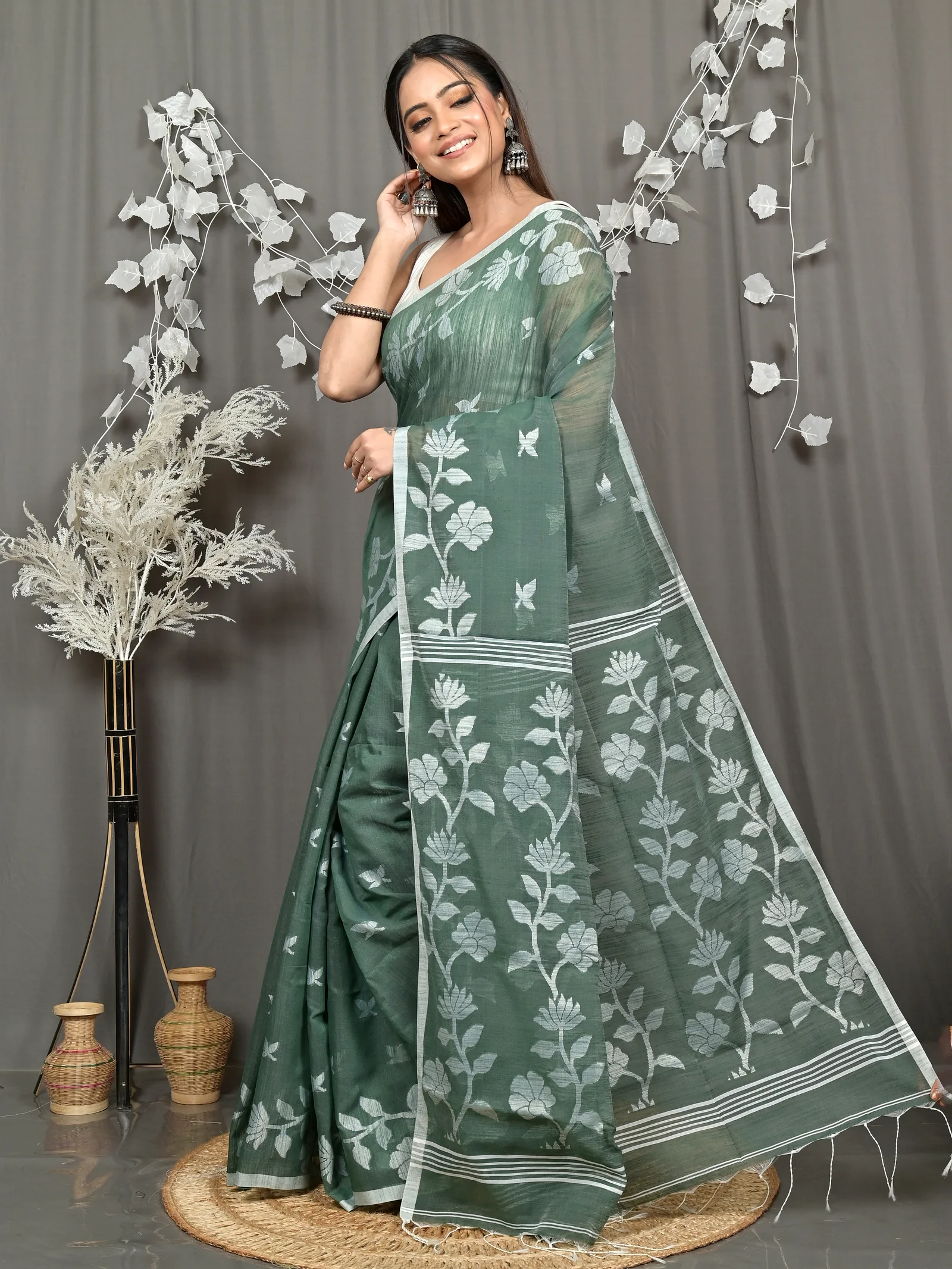 Green Cotton Blend Parlon Handloom Saree (2295)