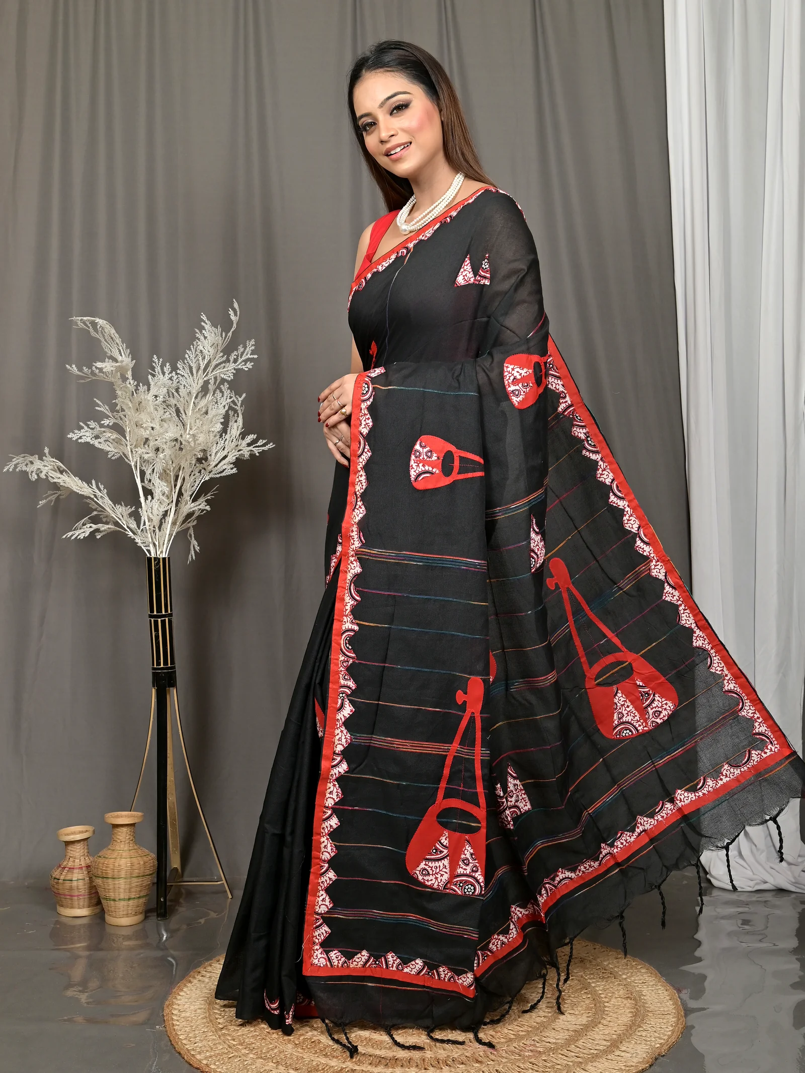 Black Red Cotton Ektara Applique Saree  (23)
