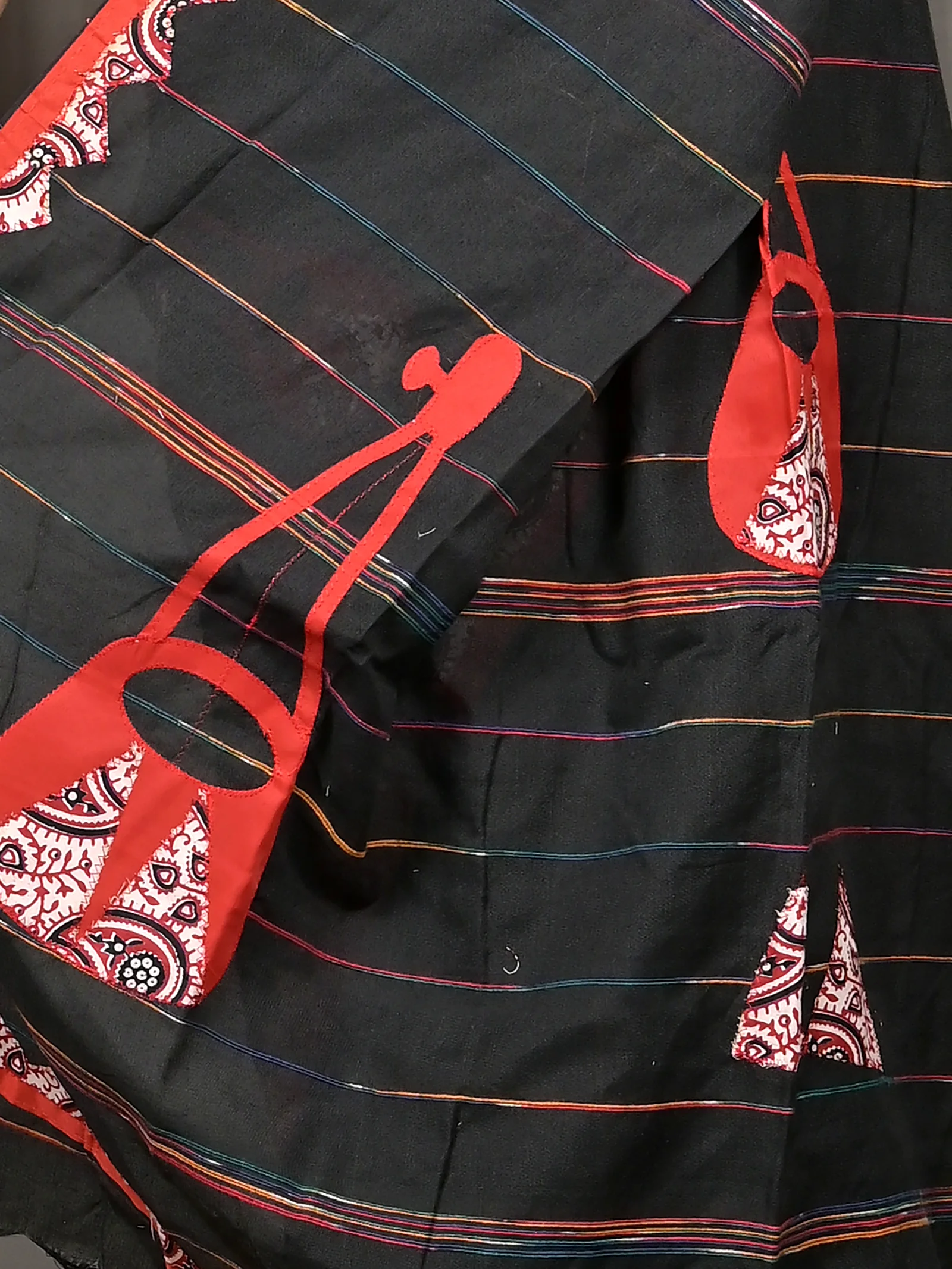 Black Red Cotton Ektara Applique Saree  (23)