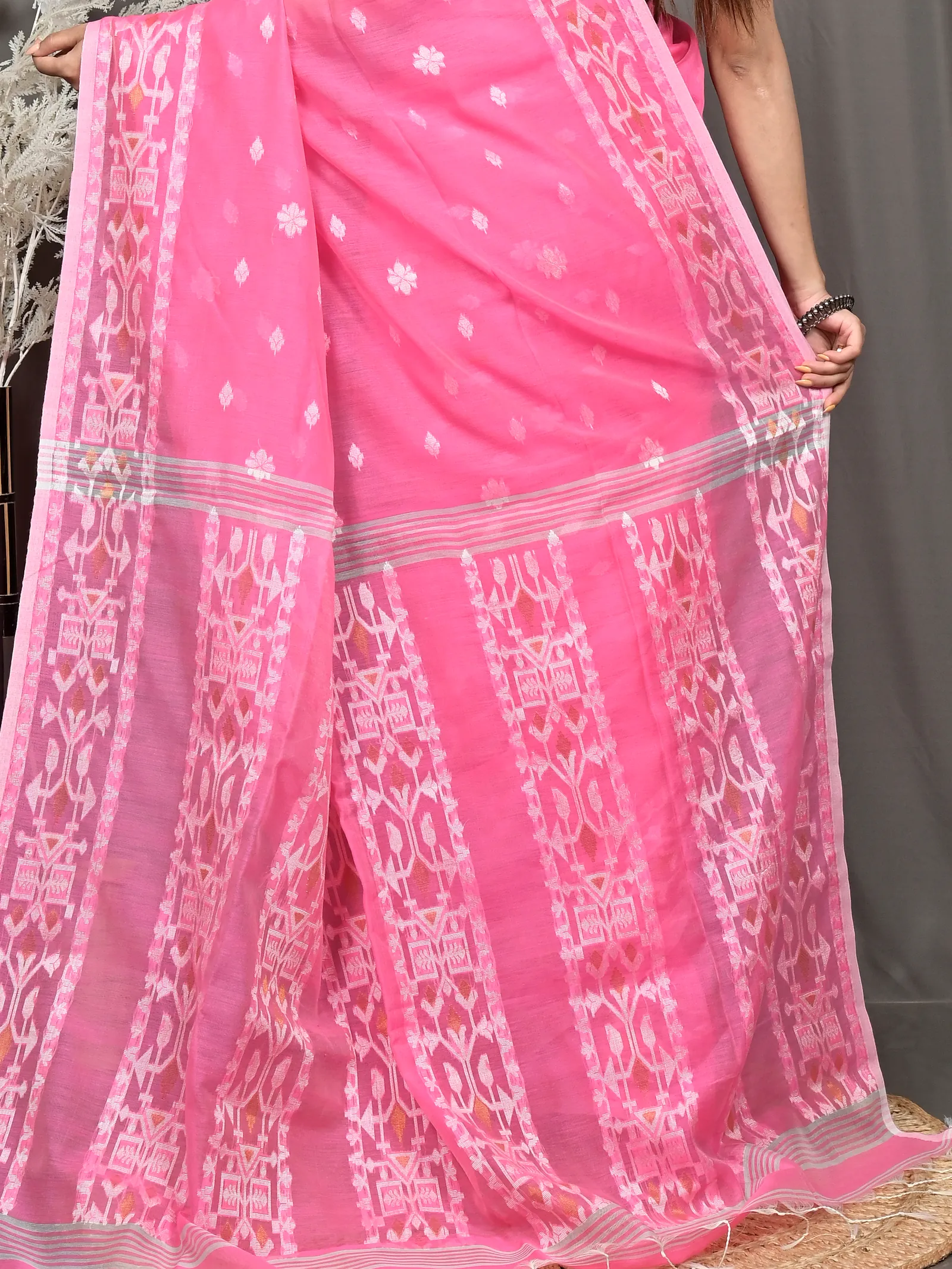 Pink Cotton Blend Parlvi Handloom Saree (2300)