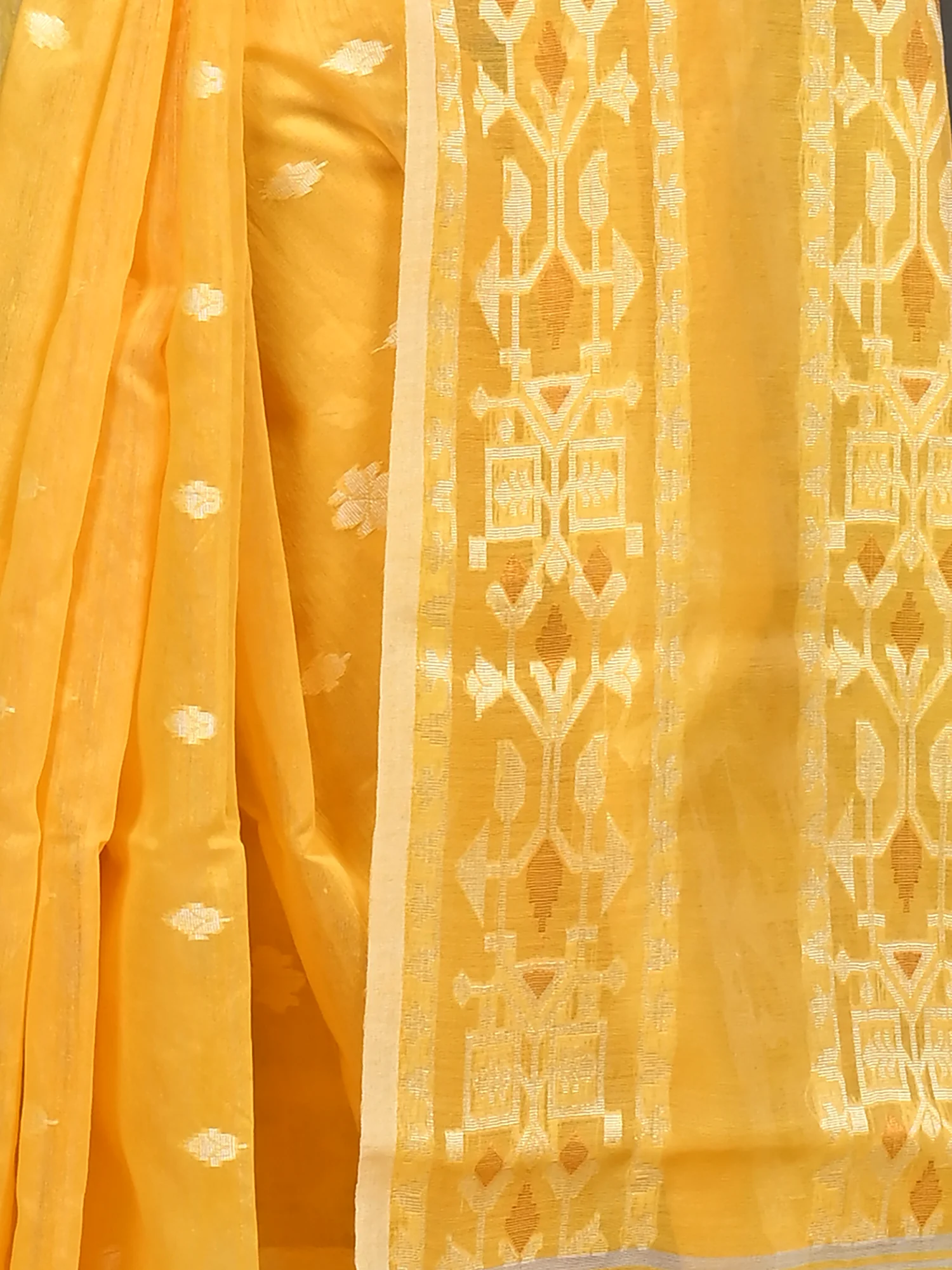 Yellow Cotton Blend Parlvi Handloom Saree (2301)