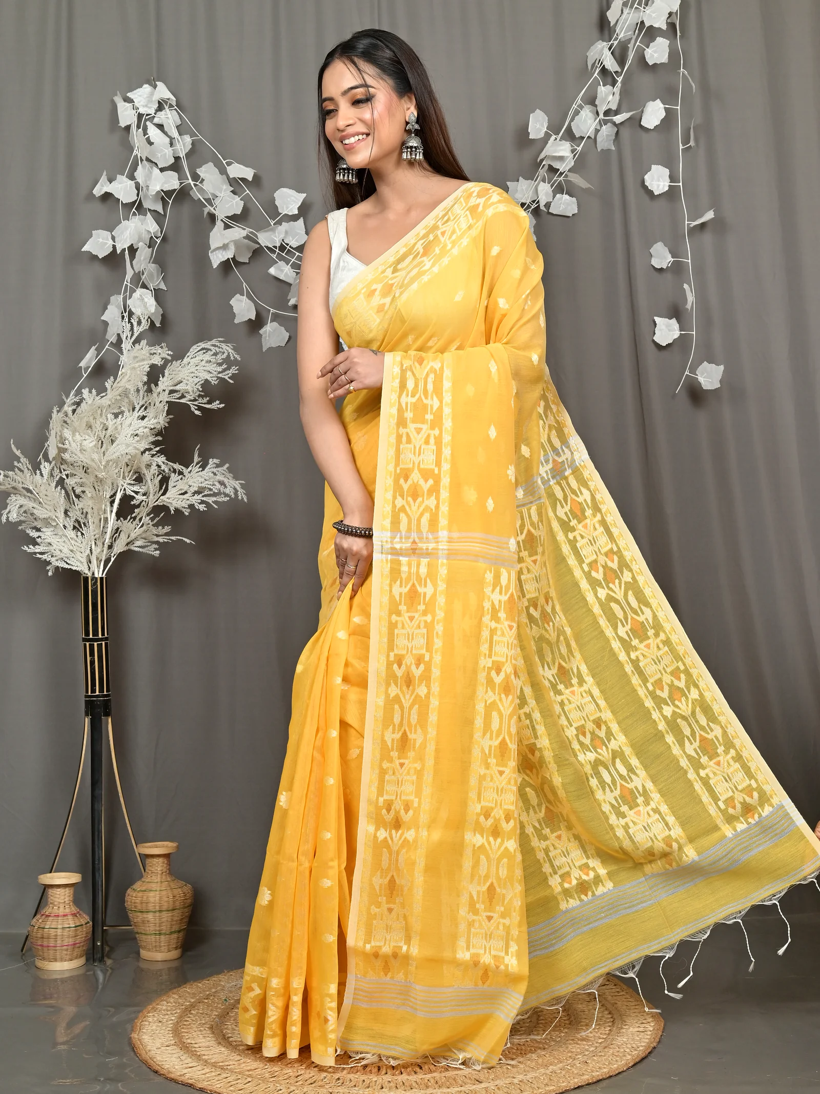 Yellow Cotton Blend Parlvi Handloom Saree (2301)