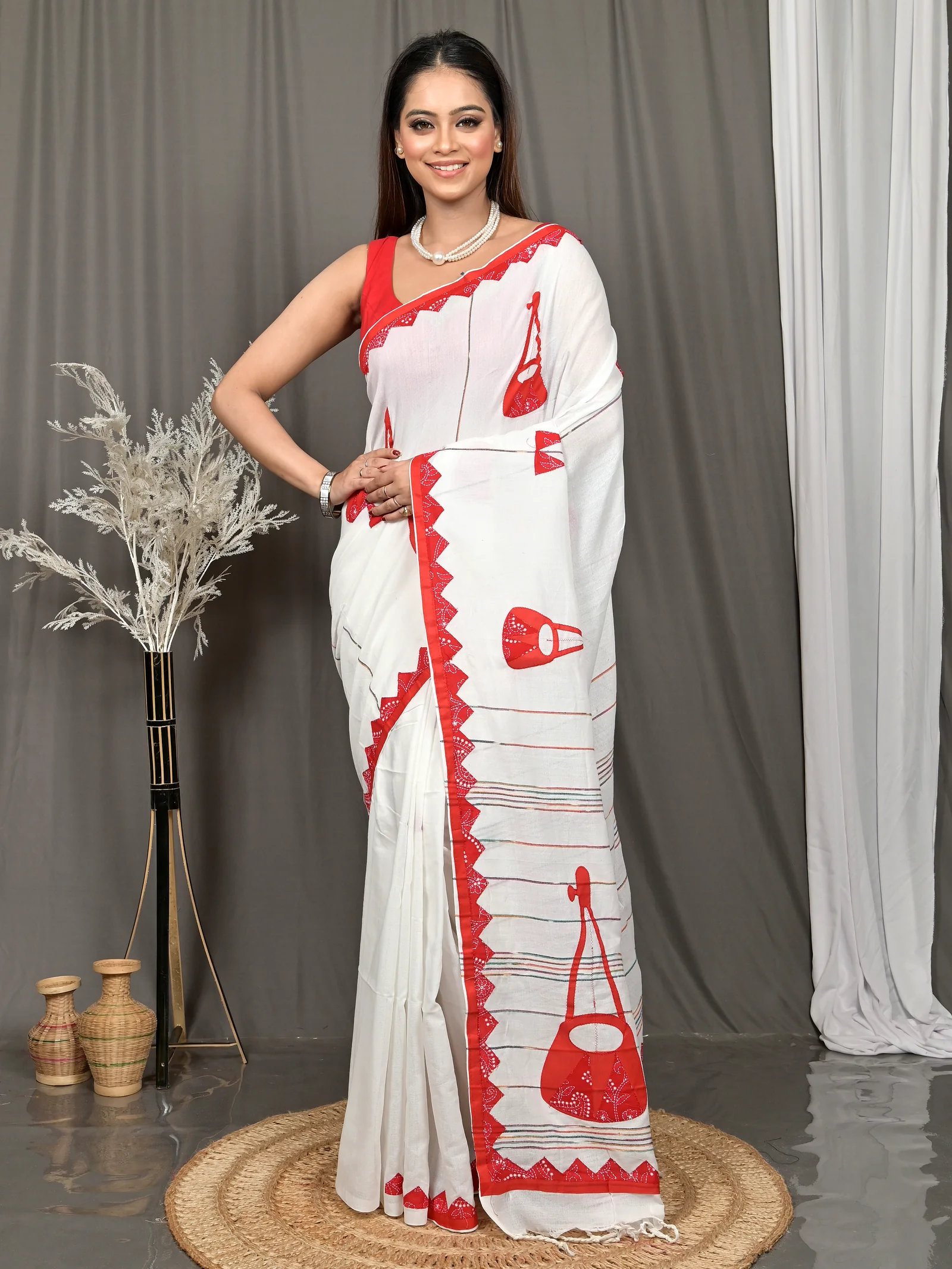 White Red Cotton Ektara Applique Saree  (24)