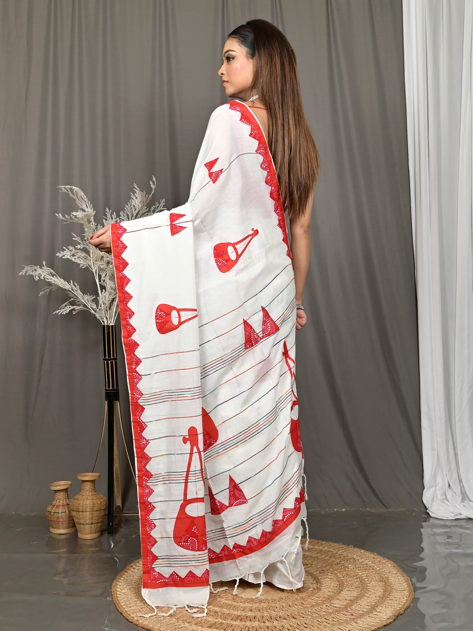 White Red Cotton Ektara Applique Saree  (24)