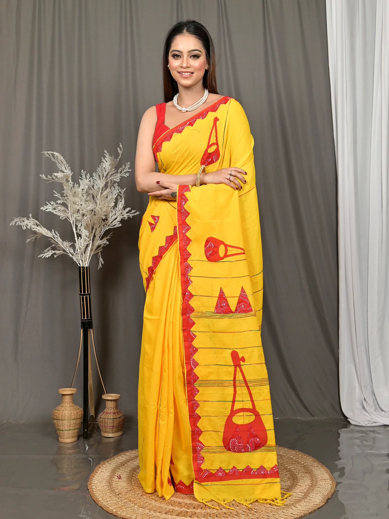Yellow Red Cotton Ektara Applique Saree  (25)