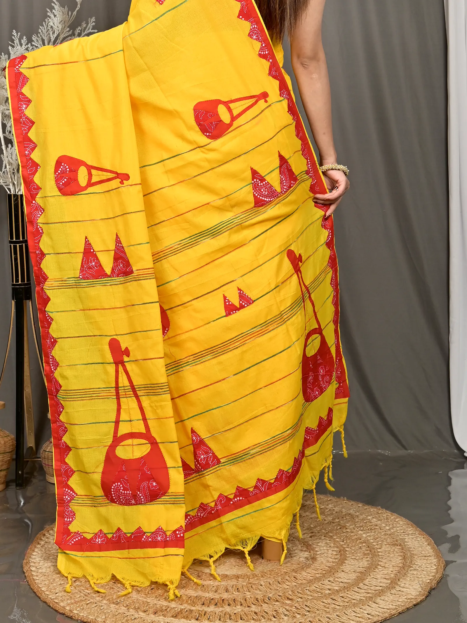 Yellow Red Cotton Ektara Applique Saree  (25)