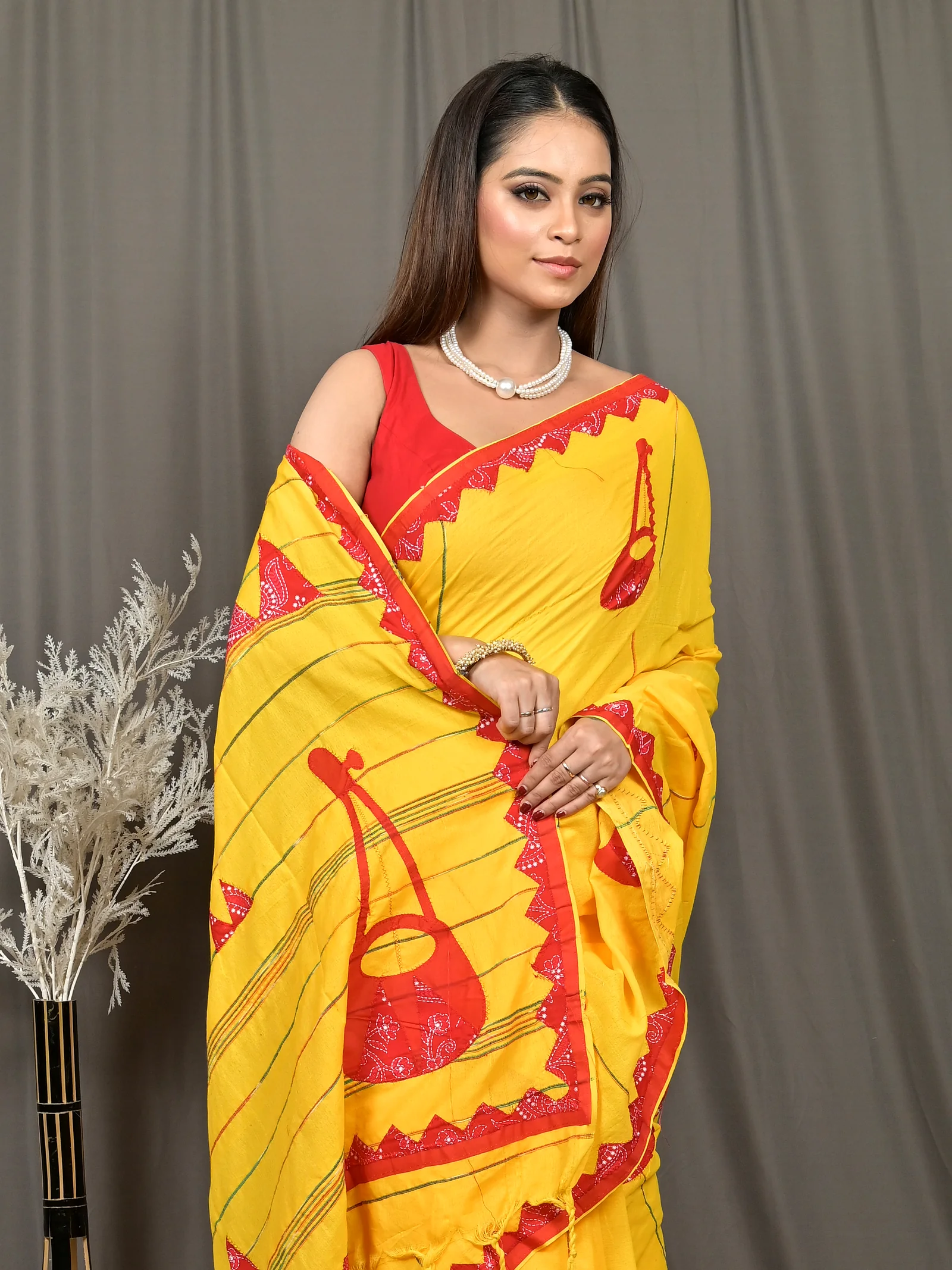 Yellow Red Cotton Ektara Applique Saree  (25)