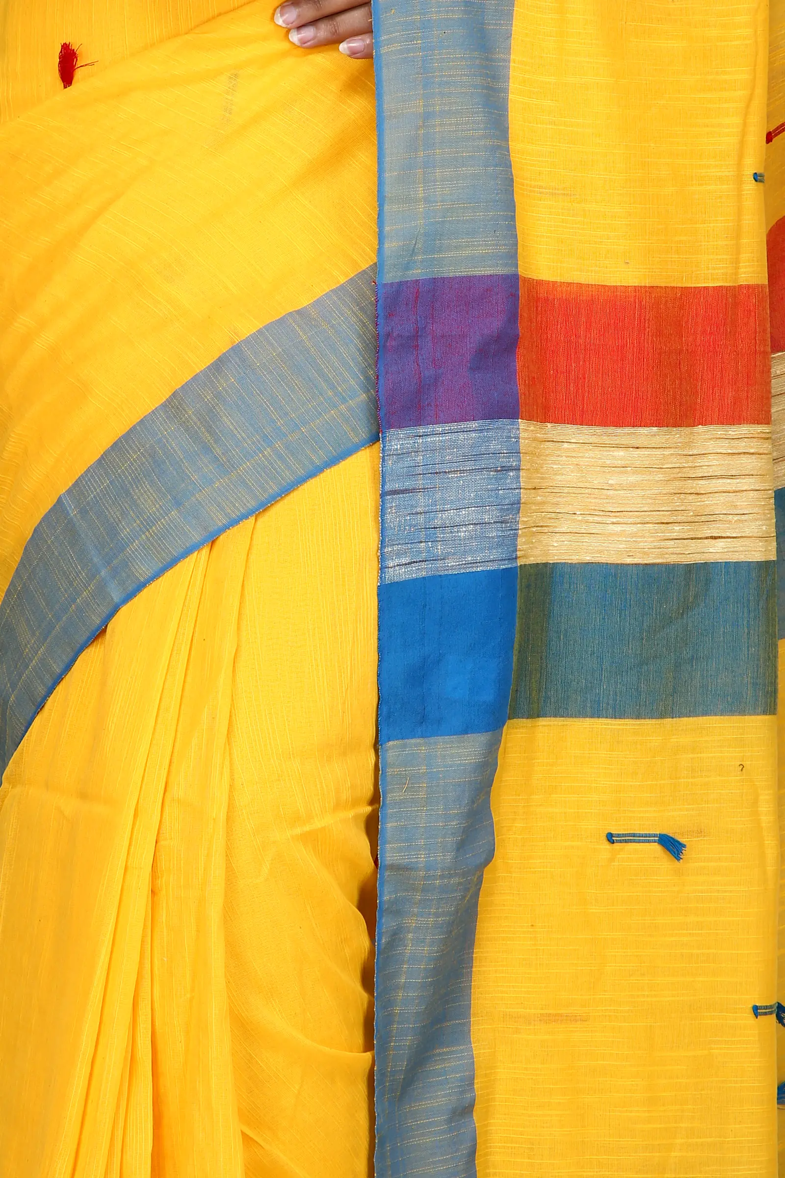 Yellow Pure Cotton Clacial Desigined Hand Loom Saree (2822)