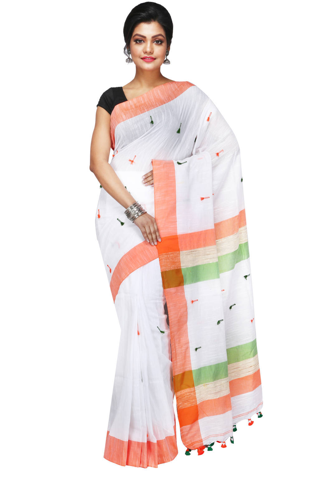 White Pure Cotton Clacial Desigined Hand Loom Saree (2861)