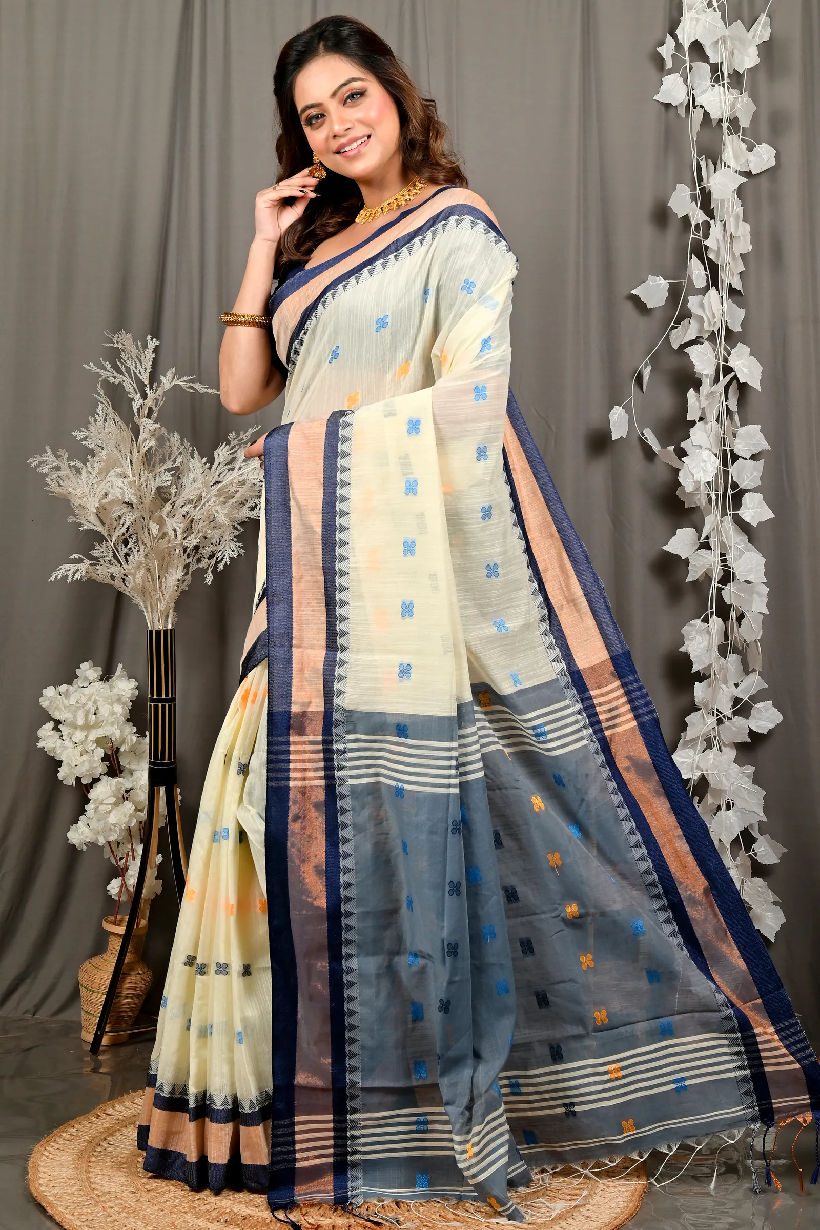 Off White Blue Pure Cotton Debasi Hand Loom Saree (2949)