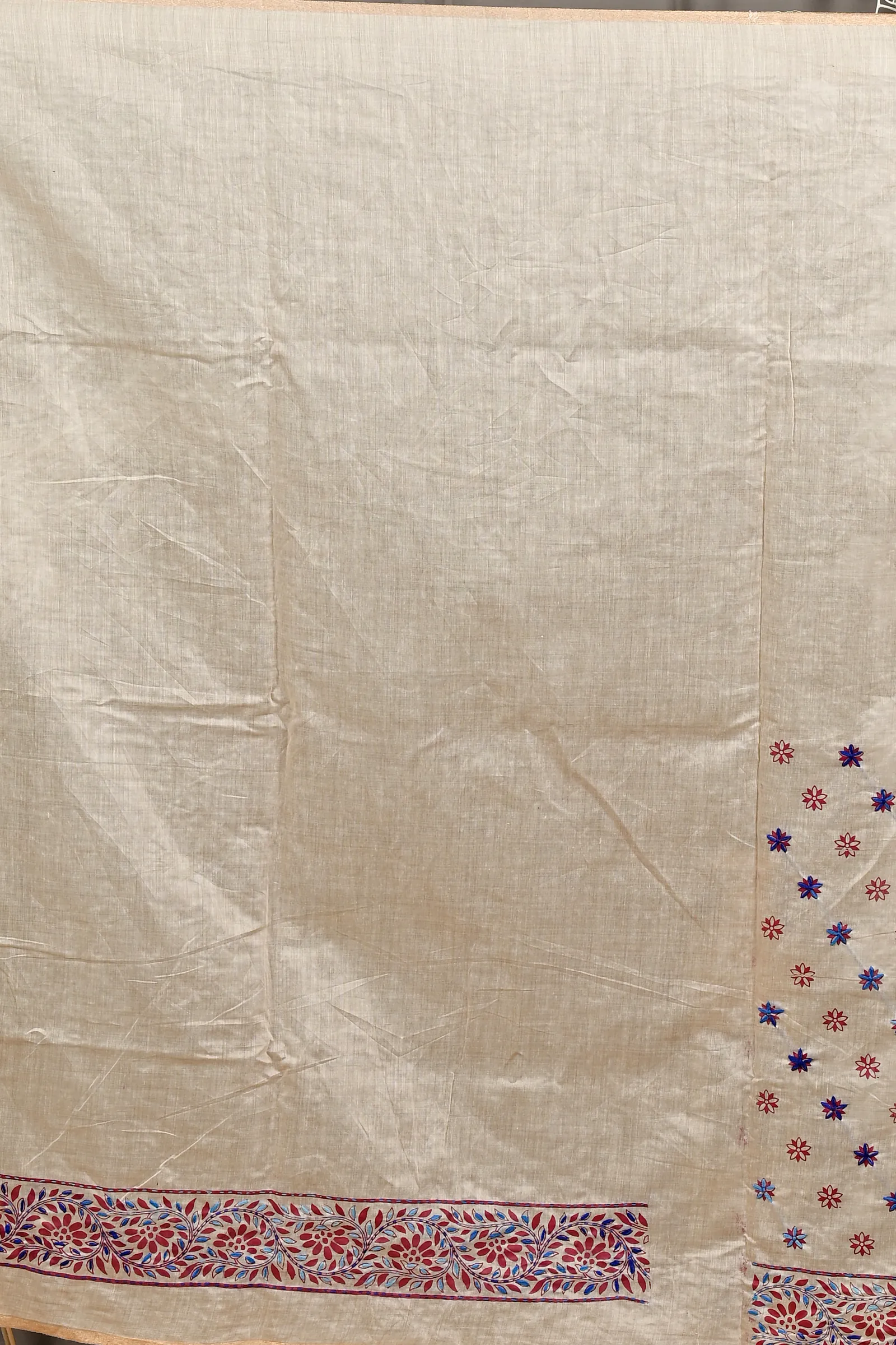 Off White Multy Color Pure Cotton Dhriti Kantha Stitch Saree (2972)