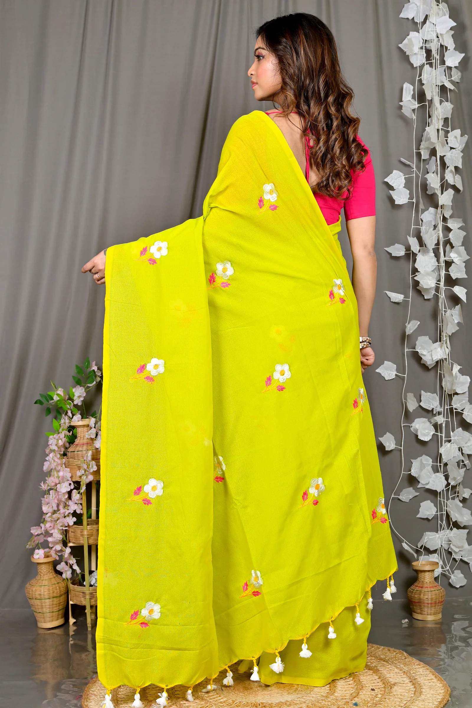 Green Pure Cotton Paray Embroidery Handloom saree (298)