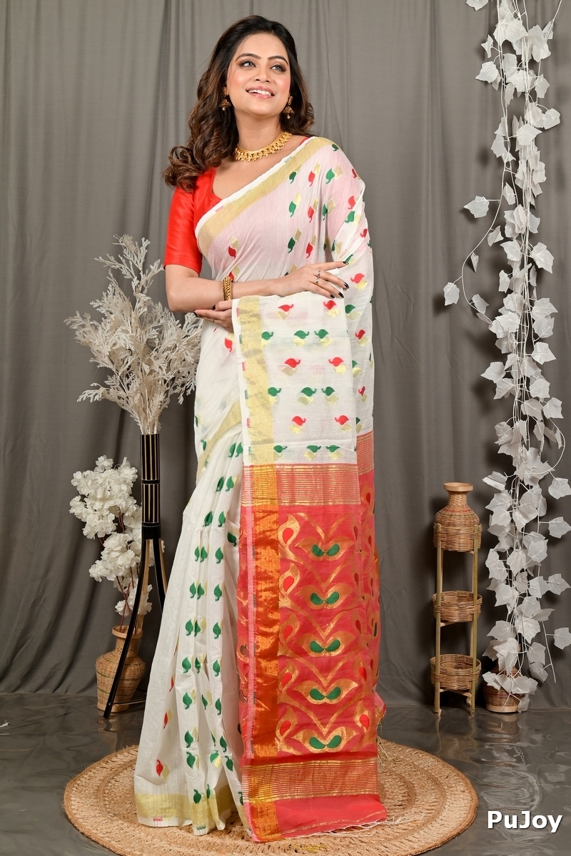White Red Cotton Blend Dhrum Hand Loom Saree (2989)