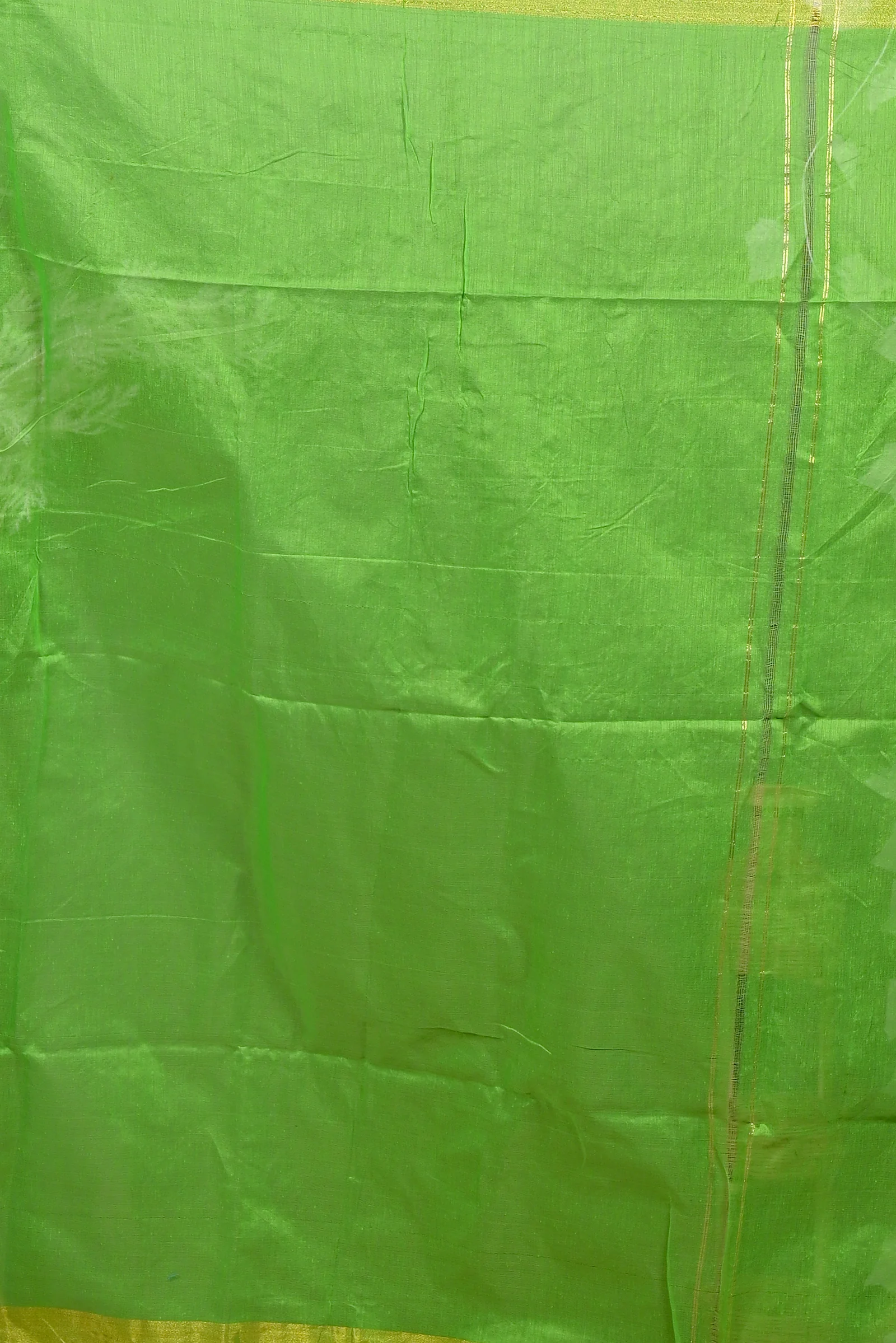 Green Red Cotton Blend Dhrum Hand Loom Saree (2990)