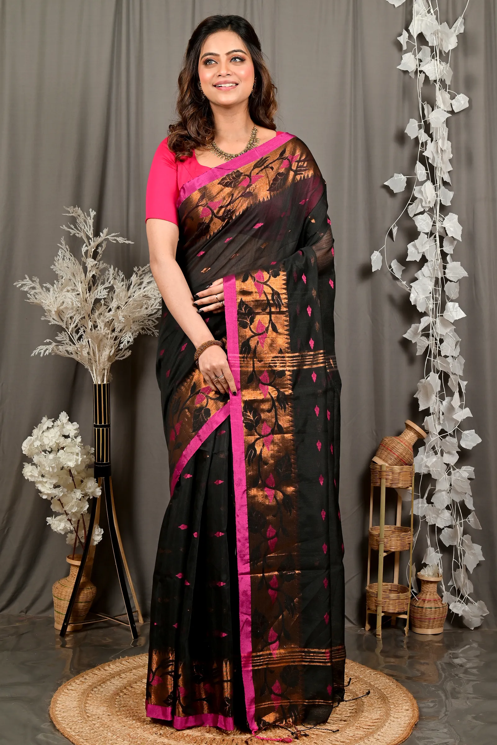 Black Cotton Dipani Hand Loom Saree (3006)
