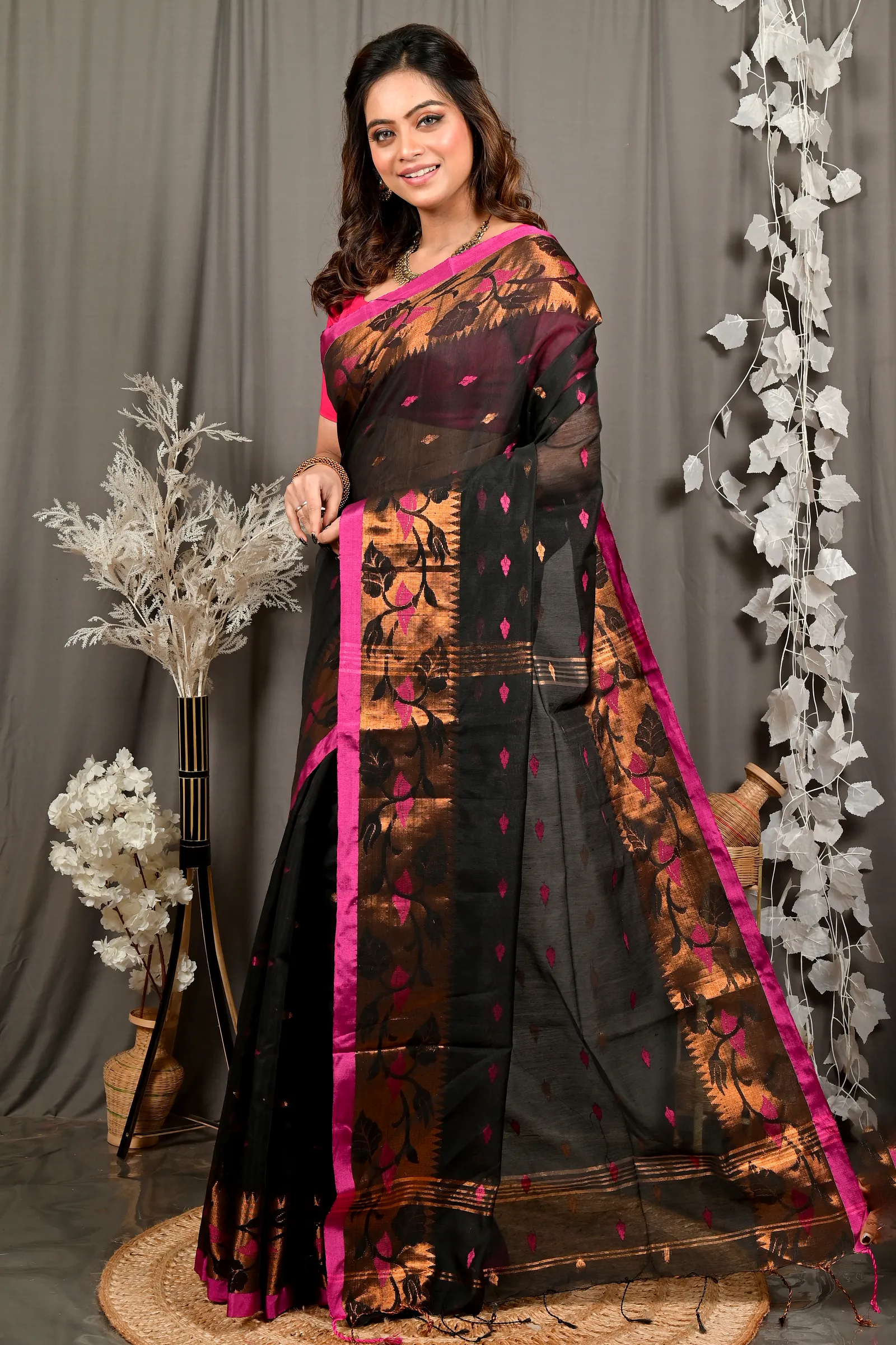 Black Cotton Dipani Hand Loom Saree (3006)