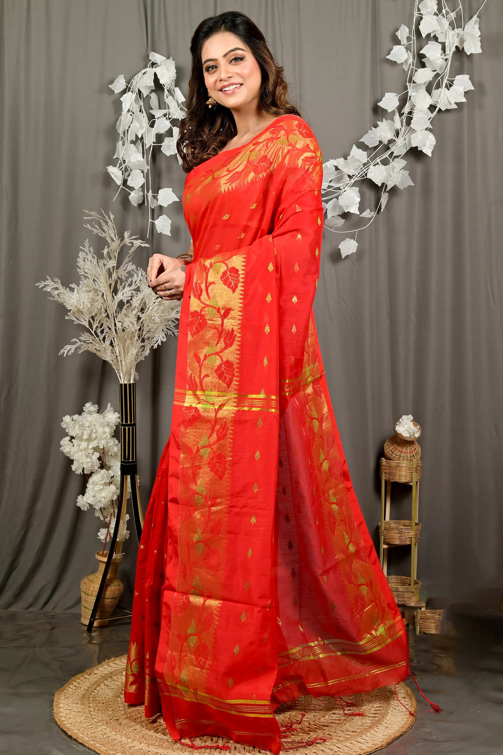 Red Cotton Dipani Hand Loom Saree (3007)