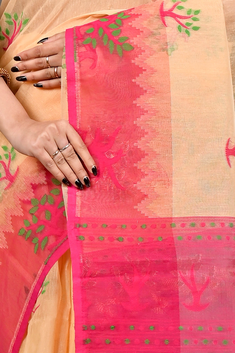 Creame Pink Pure Cotton Fevai Jamdani Saree (3040)