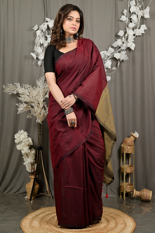 Brown Pure Cotton ThanKhaditu Hand Loom Saree (3041)