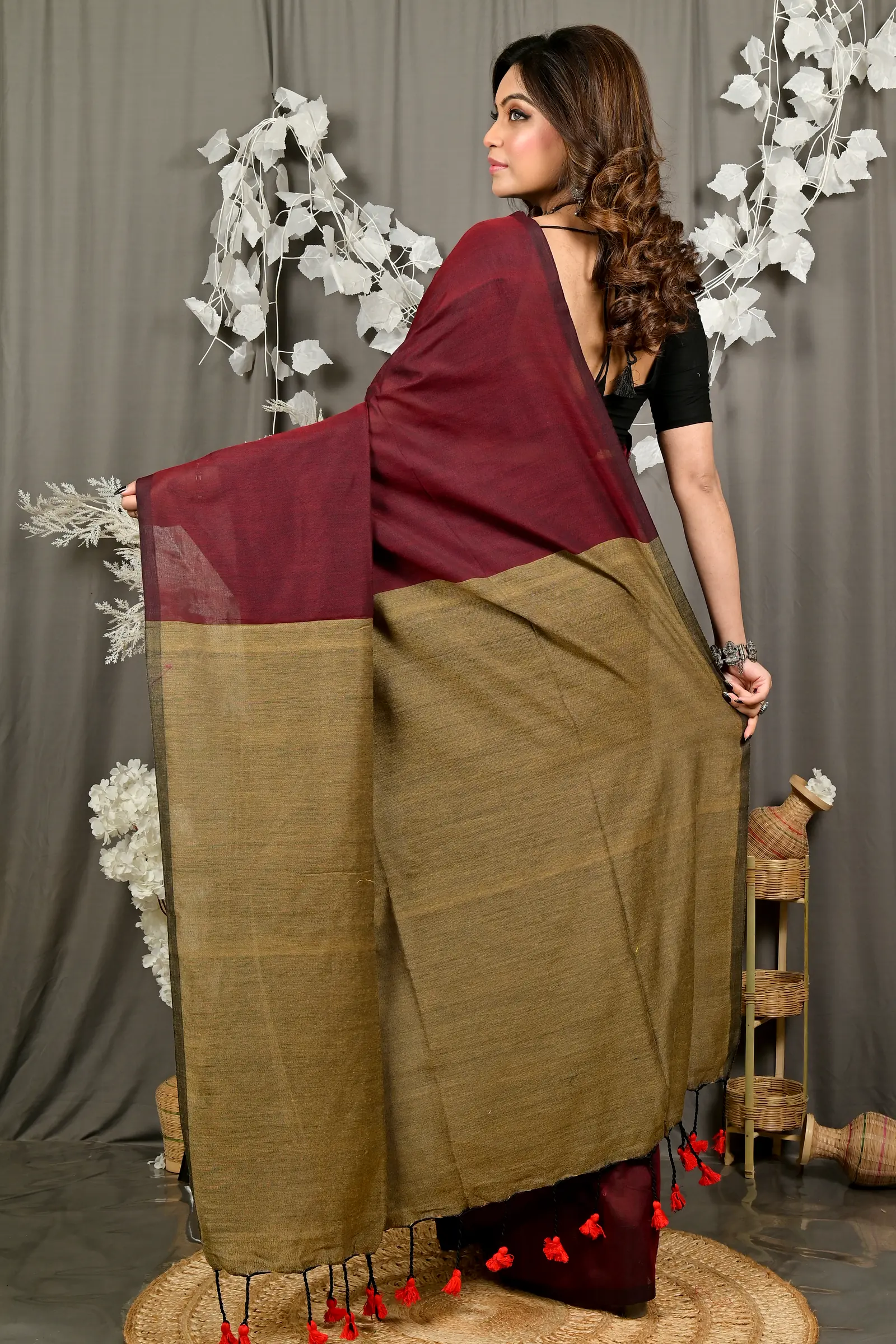 Brown Pure Cotton ThanKhaditu Hand Loom Saree (3041)