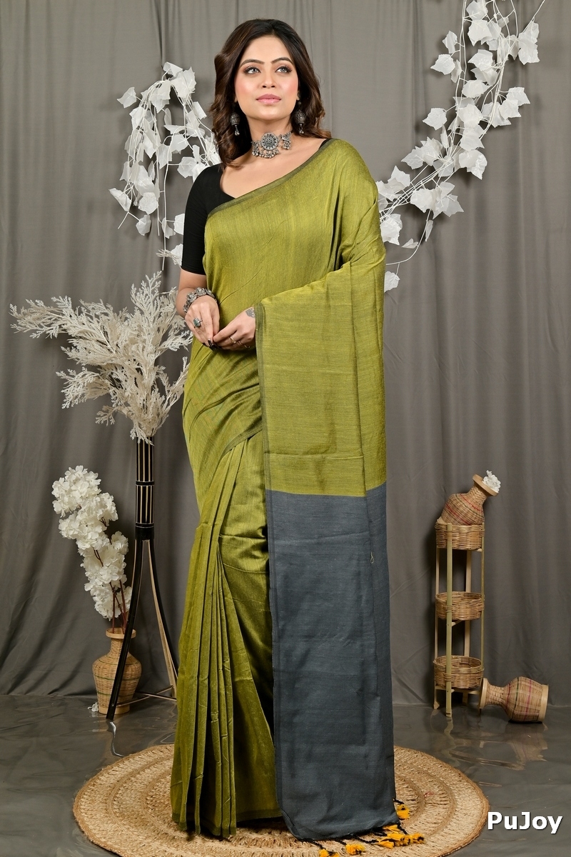 Green Grey Pure Cotton ThanKhaditu Hand Loom Saree (3042)