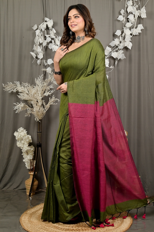 Mehendi Green Pure Cotton ThanKhaditu Hand Loom Saree (3043)