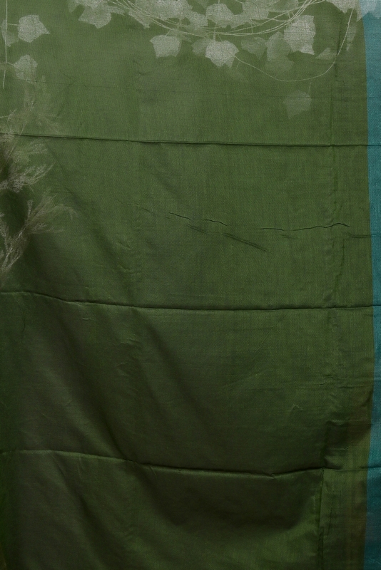 Green Pure Cotton ThanKhaditu Hand Loom Saree (3044)