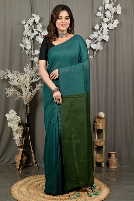 Green Pure Cotton ThanKhaditu Hand Loom Saree (3044)