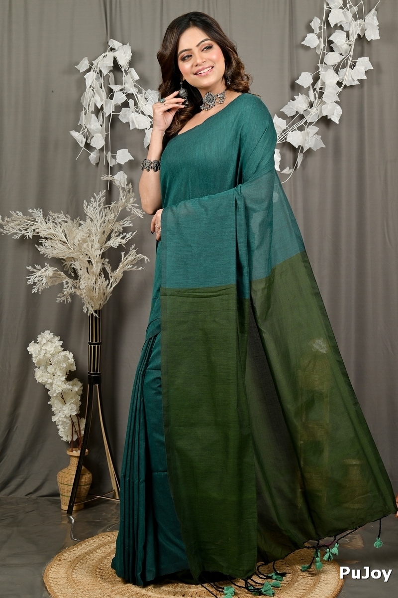 Green Pure Cotton ThanKhaditu Hand Loom Saree (3044)