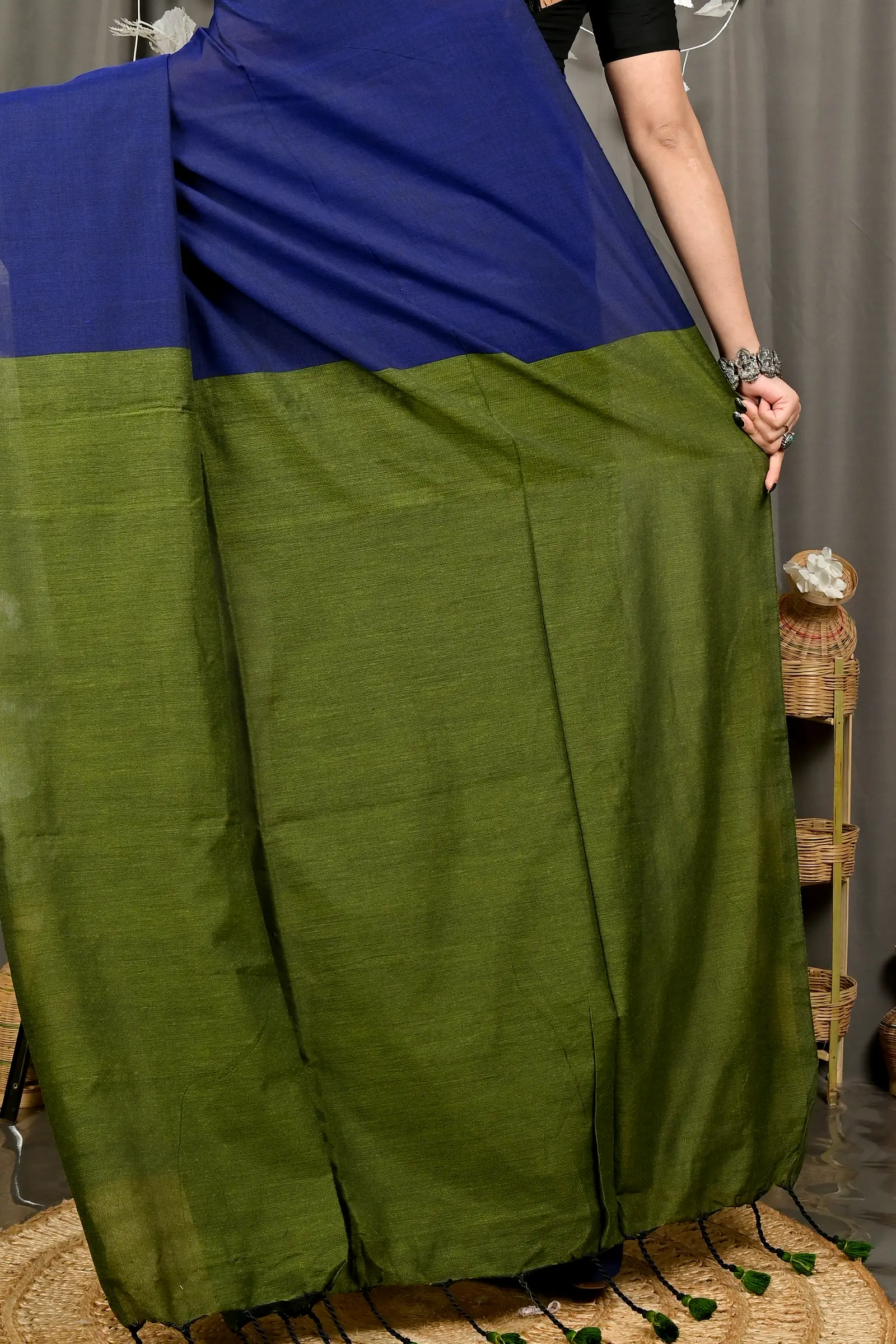 Blue Green Pure Cotton ThanKhaditu Hand Loom Saree (3045)