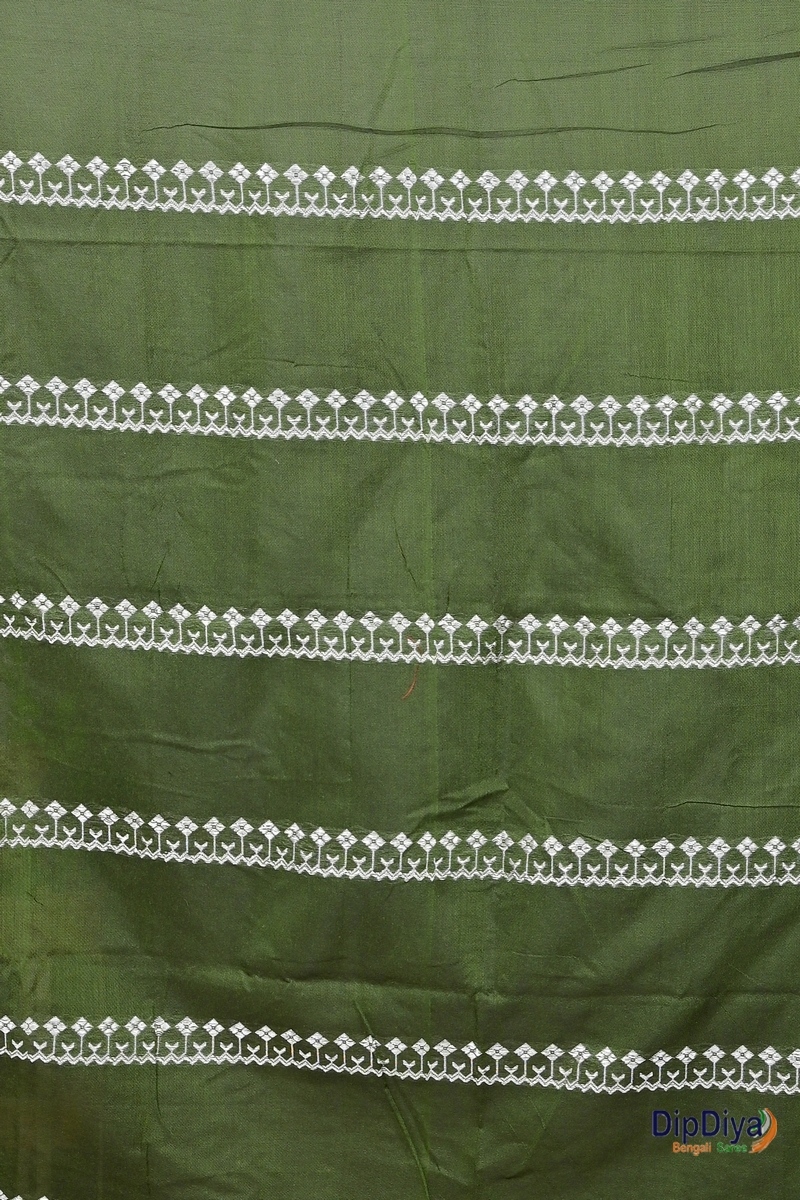 Green Cotton Blended Pareta Hand Loom Saree (308)