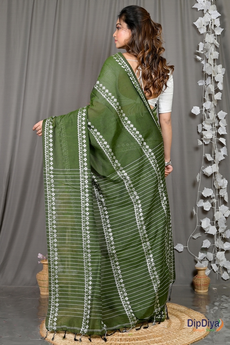 Green Cotton Blended Pareta Hand Loom Saree (308)