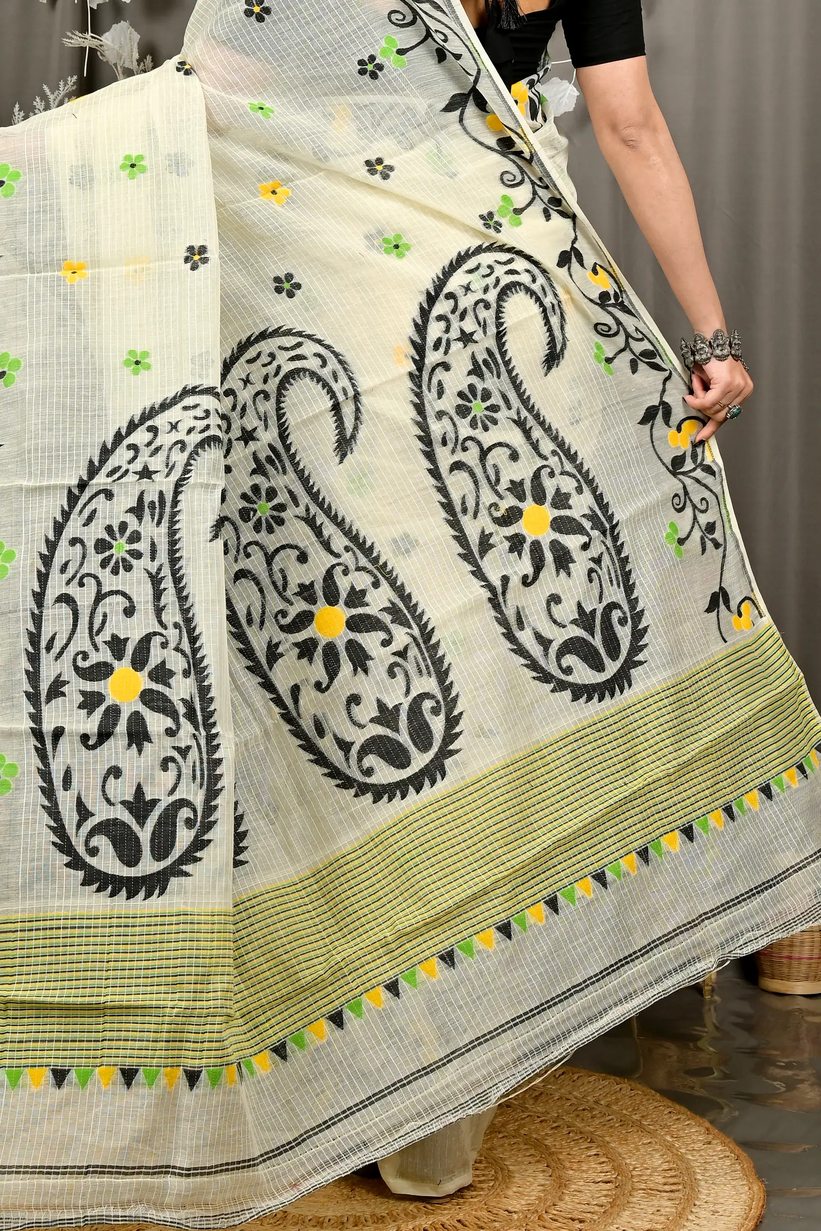 Off white Black Cotton Fivani Jamdani Saree (3080)