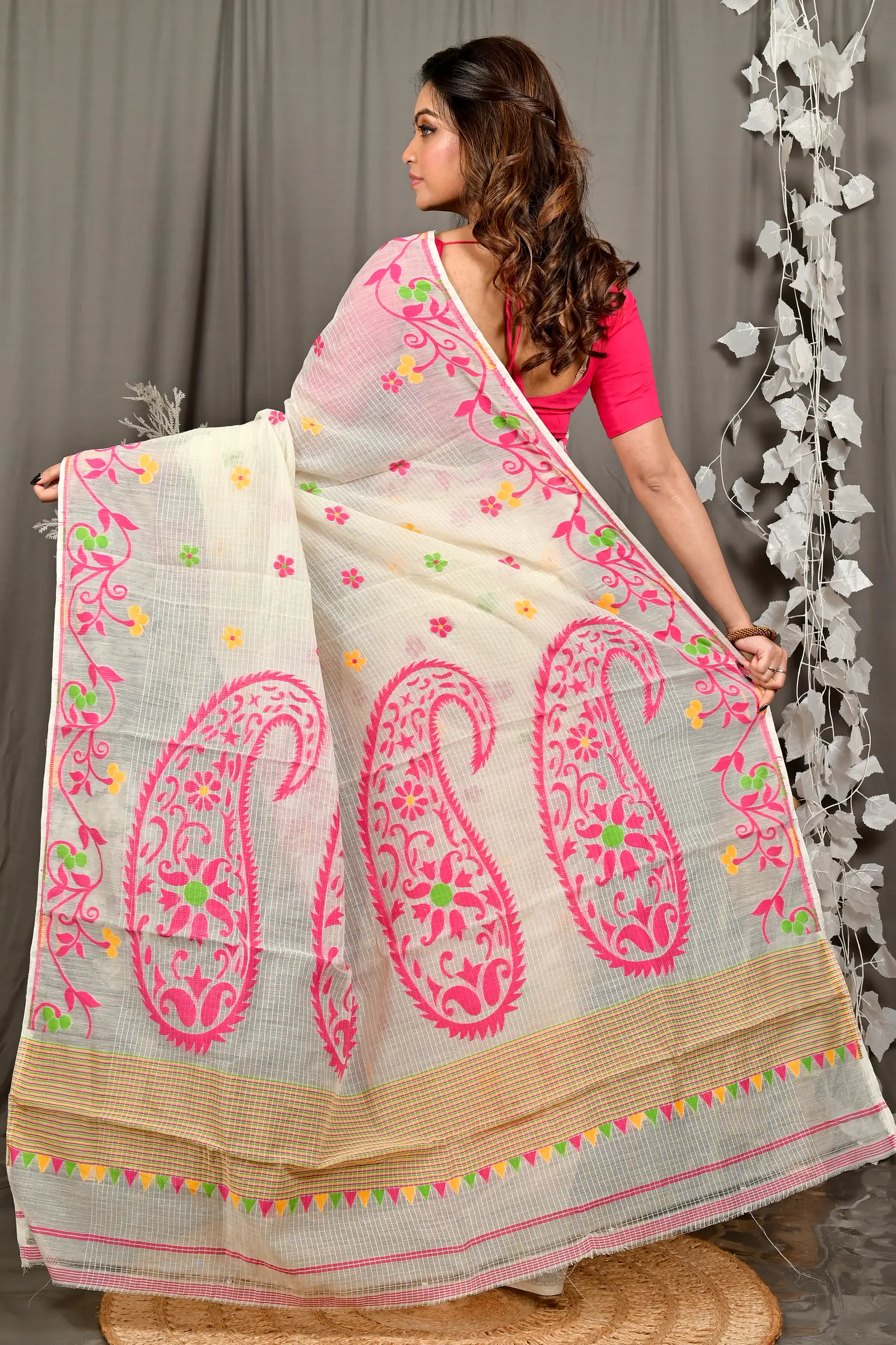 Off White Pink Cotton Fivani Jamdani Saree (3103)