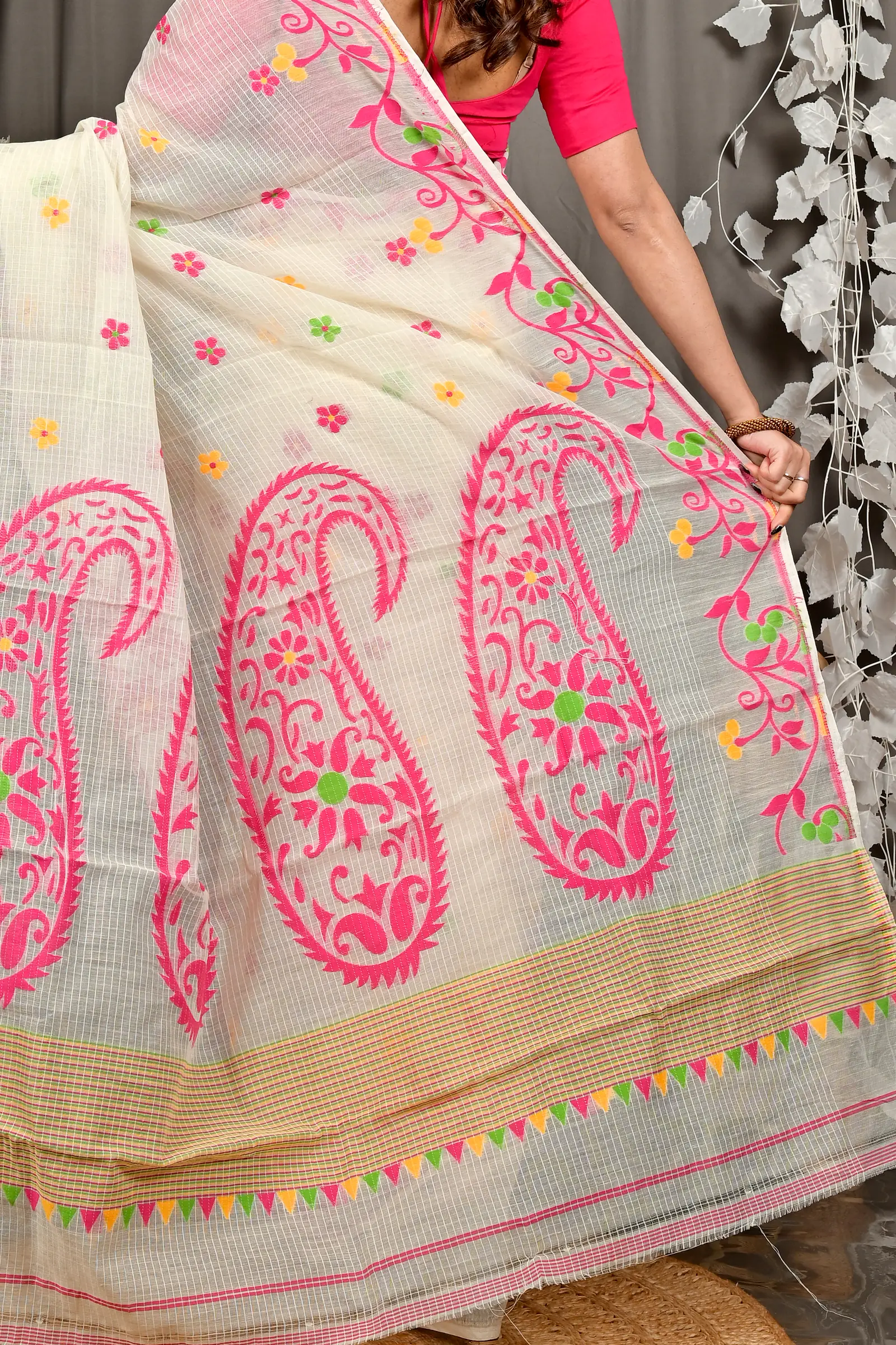 Off White Pink Cotton Fivani Jamdani Saree (3103)