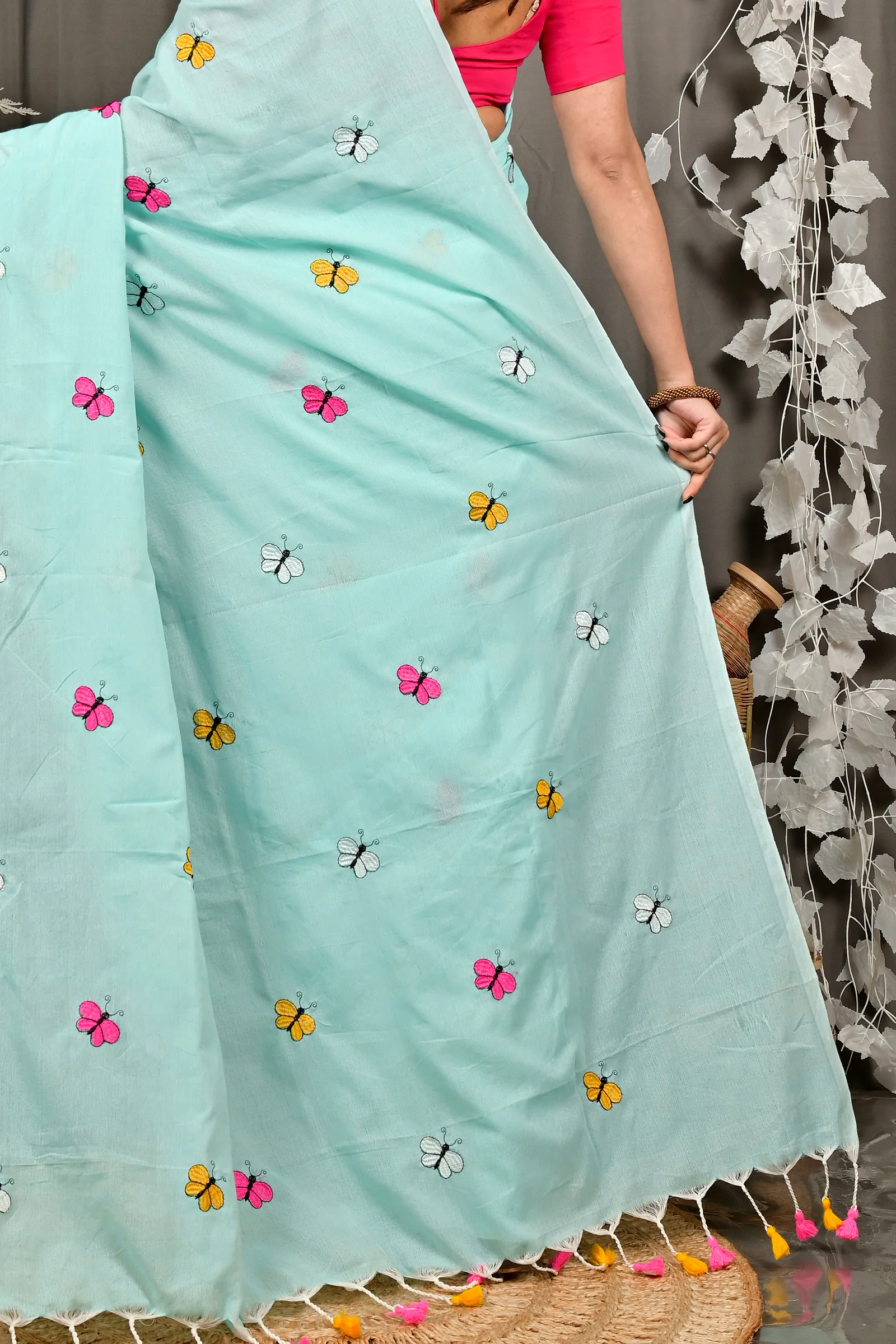 Sky Blue Blended Cotton Foyeli Embroidery Handloom saree (3122)