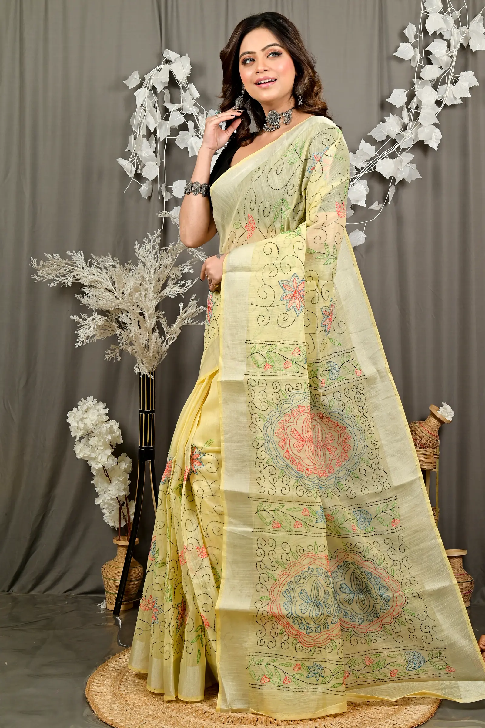 Off Whnite Cotton Varitikath Kantha Stitch Saree (3130)