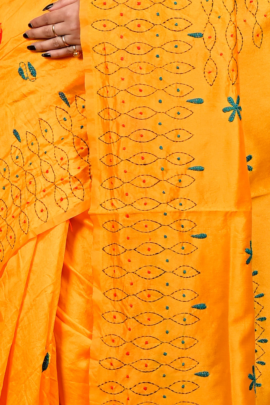Yellow Cotton Varitikath Kantha Stitch Saree (3133)