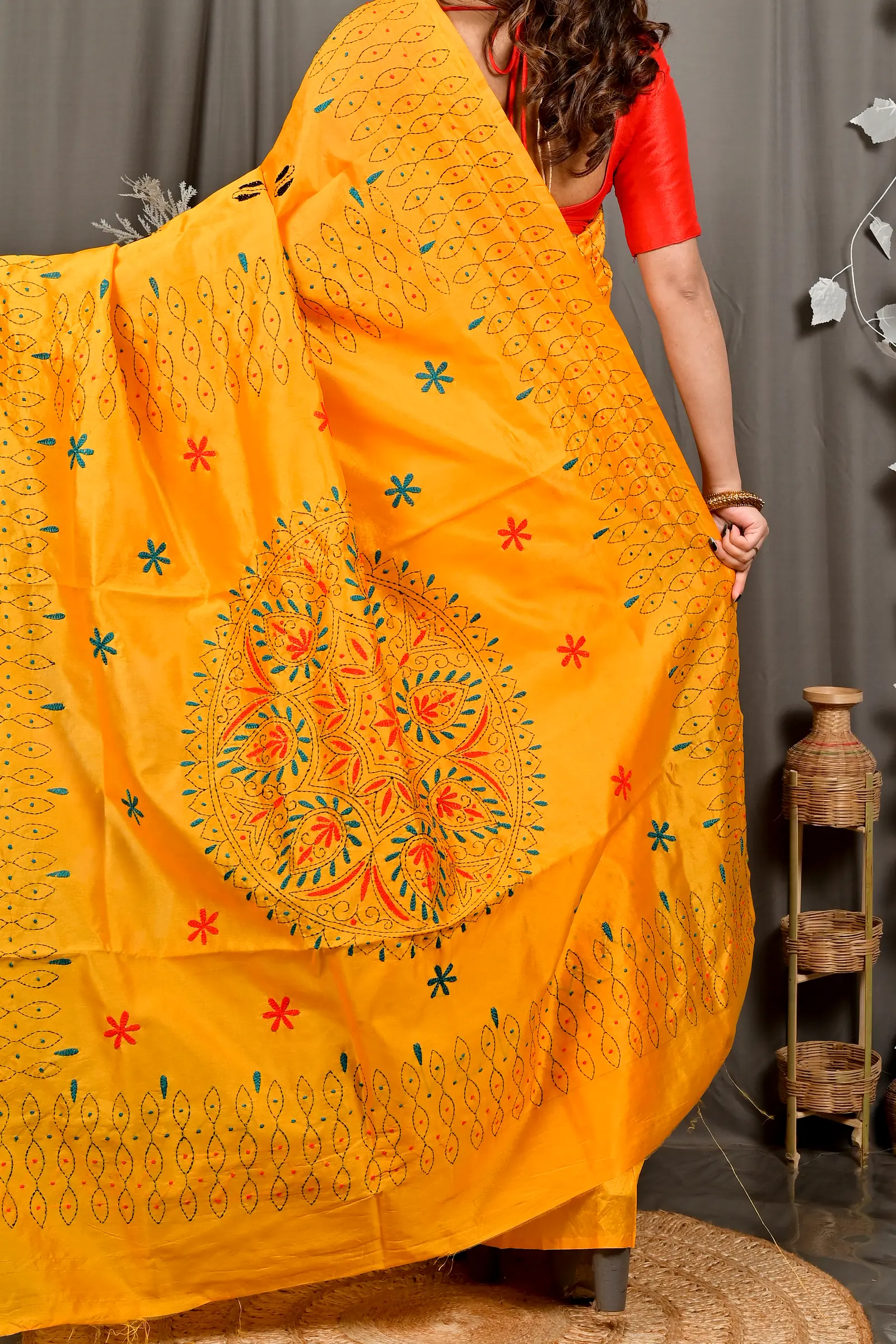 Yellow Cotton Varitikath Kantha Stitch Saree (3133)