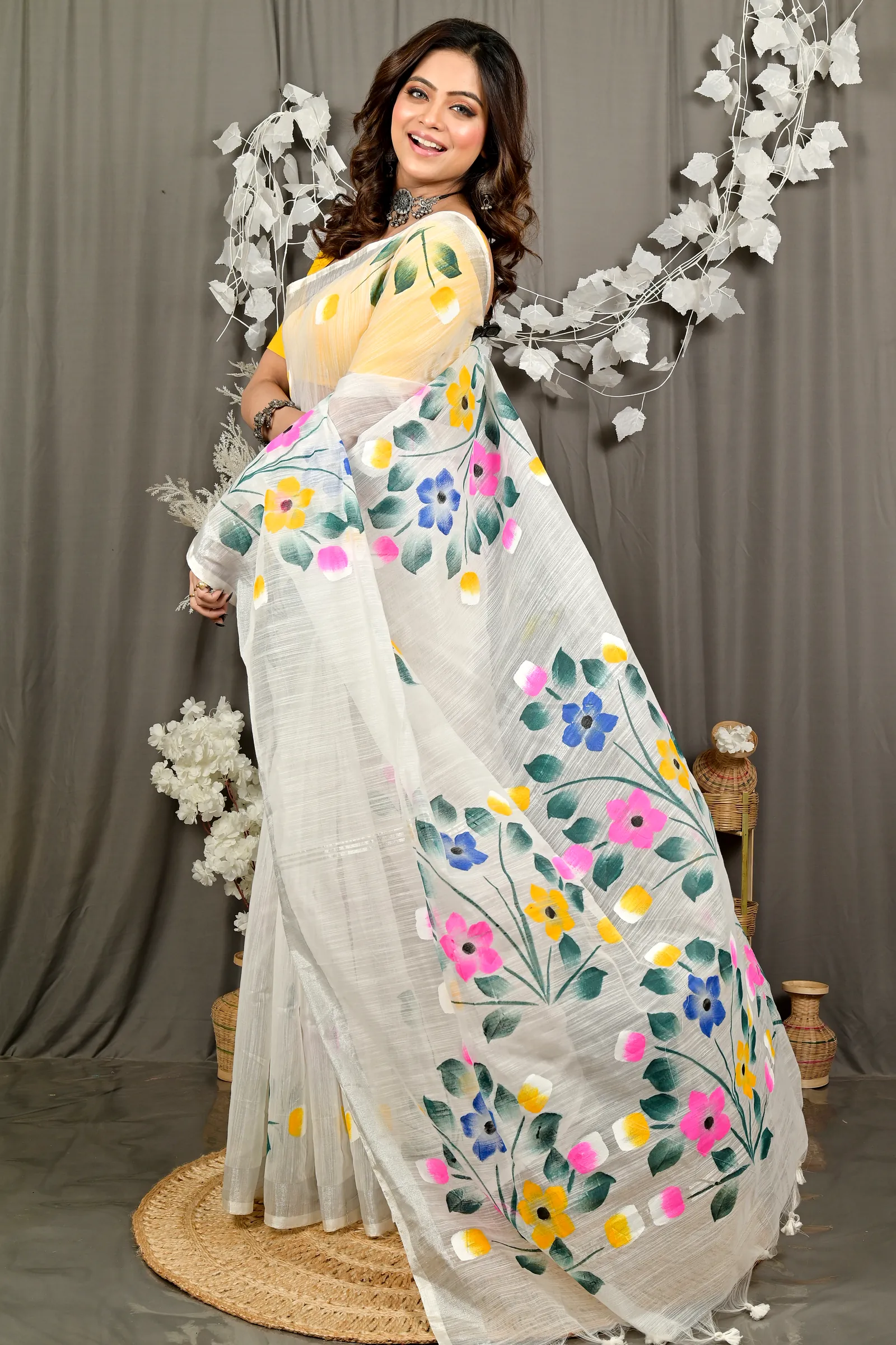 White Blended Cotton Anito Hand Painted Saree (3137)