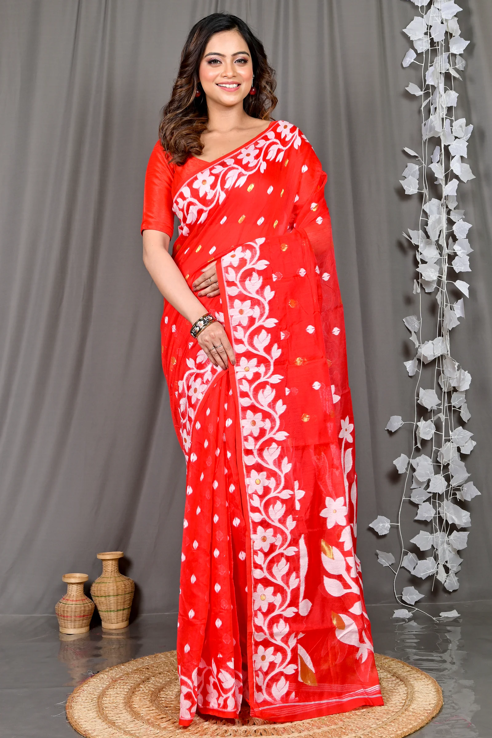 Red Cotton Blended Parinit Jamdani Saree (339)