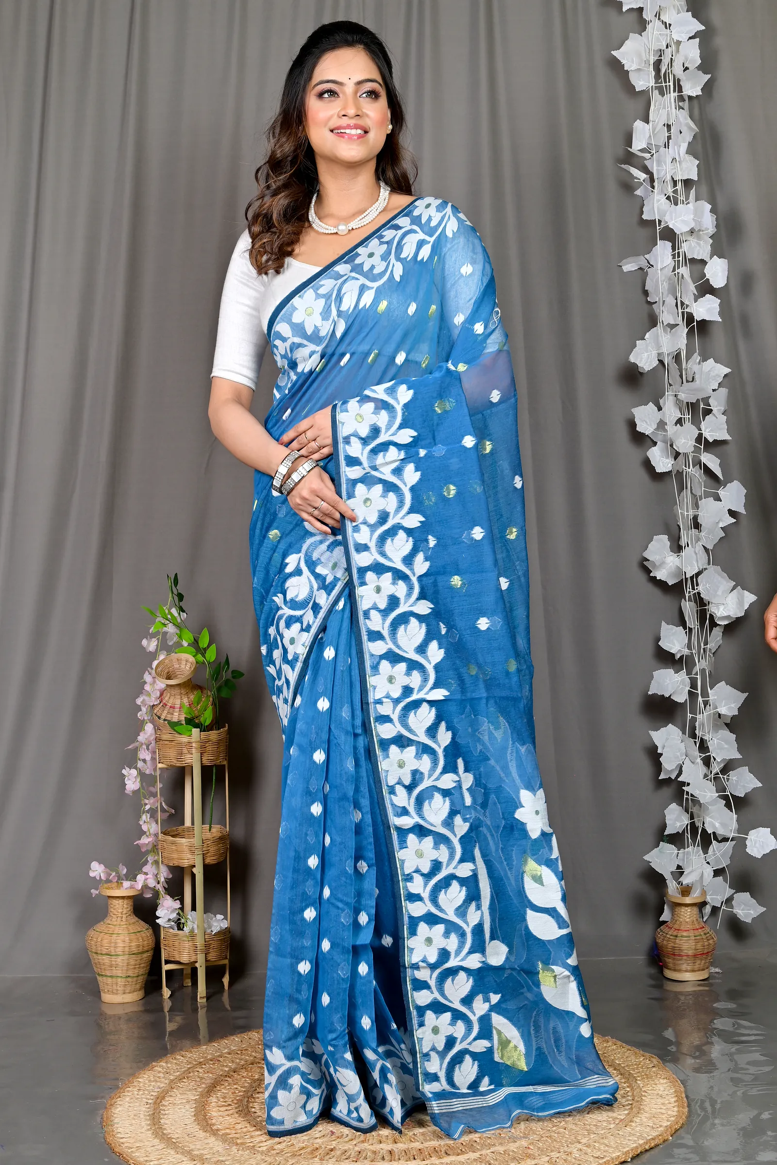 Blue Cotton Blended Parinit Jamdani Saree (341)