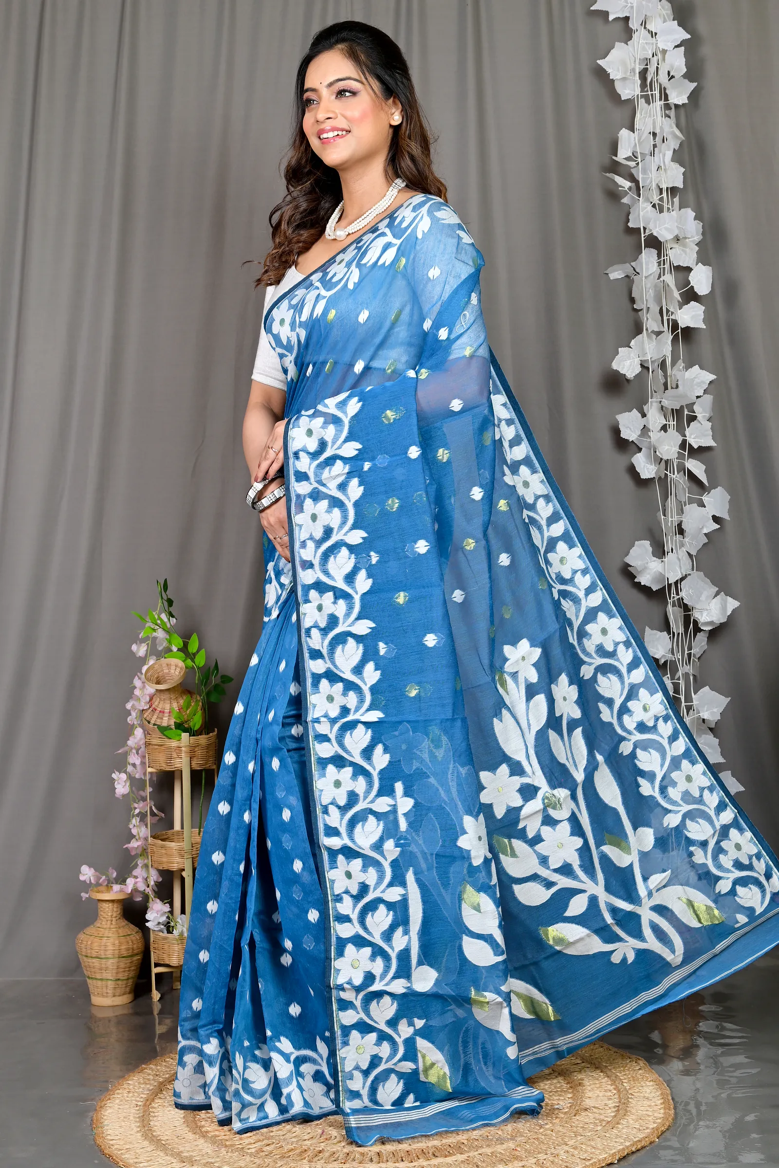 Blue Cotton Blended Parinit Jamdani Saree (341)
