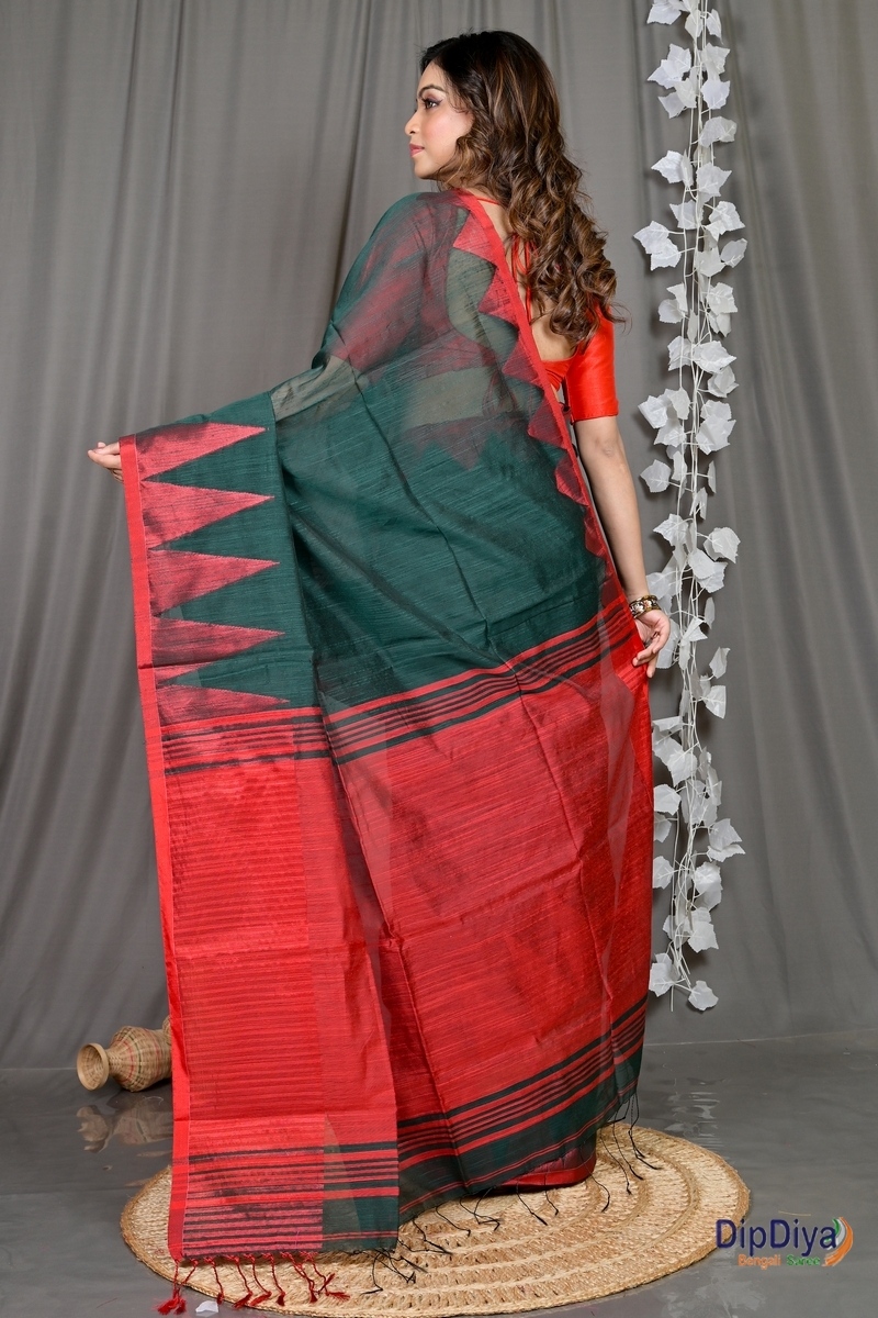 Green Cotton Blended Pariva Hand Loom Saree (348)