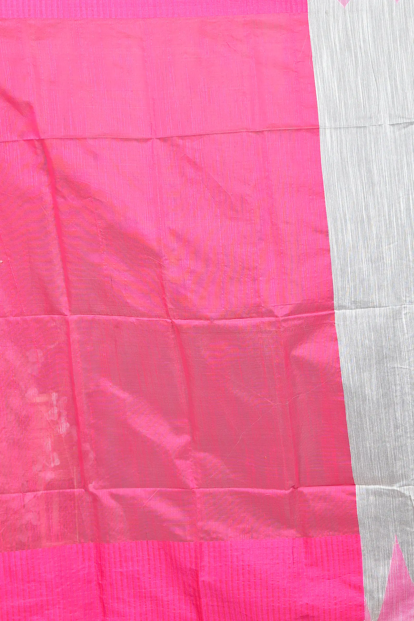 White Cotton Blended Pariva Hand Loom Saree (351)