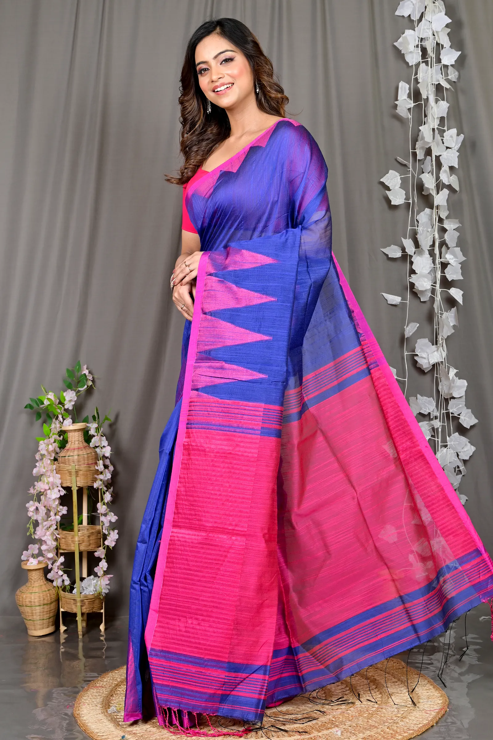 Blue Cotton Blended Pariva Hand Loom Saree (354)