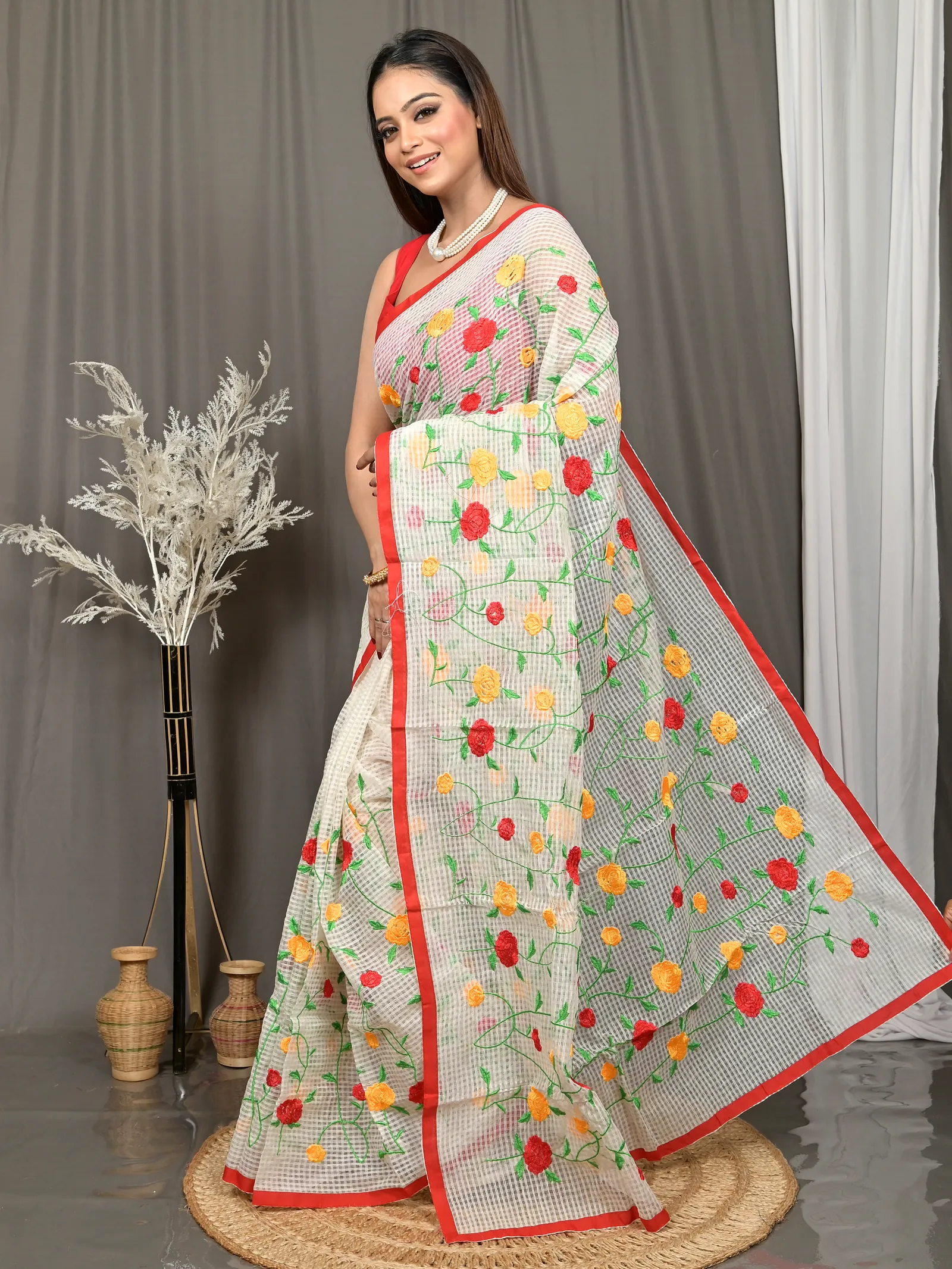 Off-White Cotton Kotambo Mix Kota Embroidery Saree  (36)
